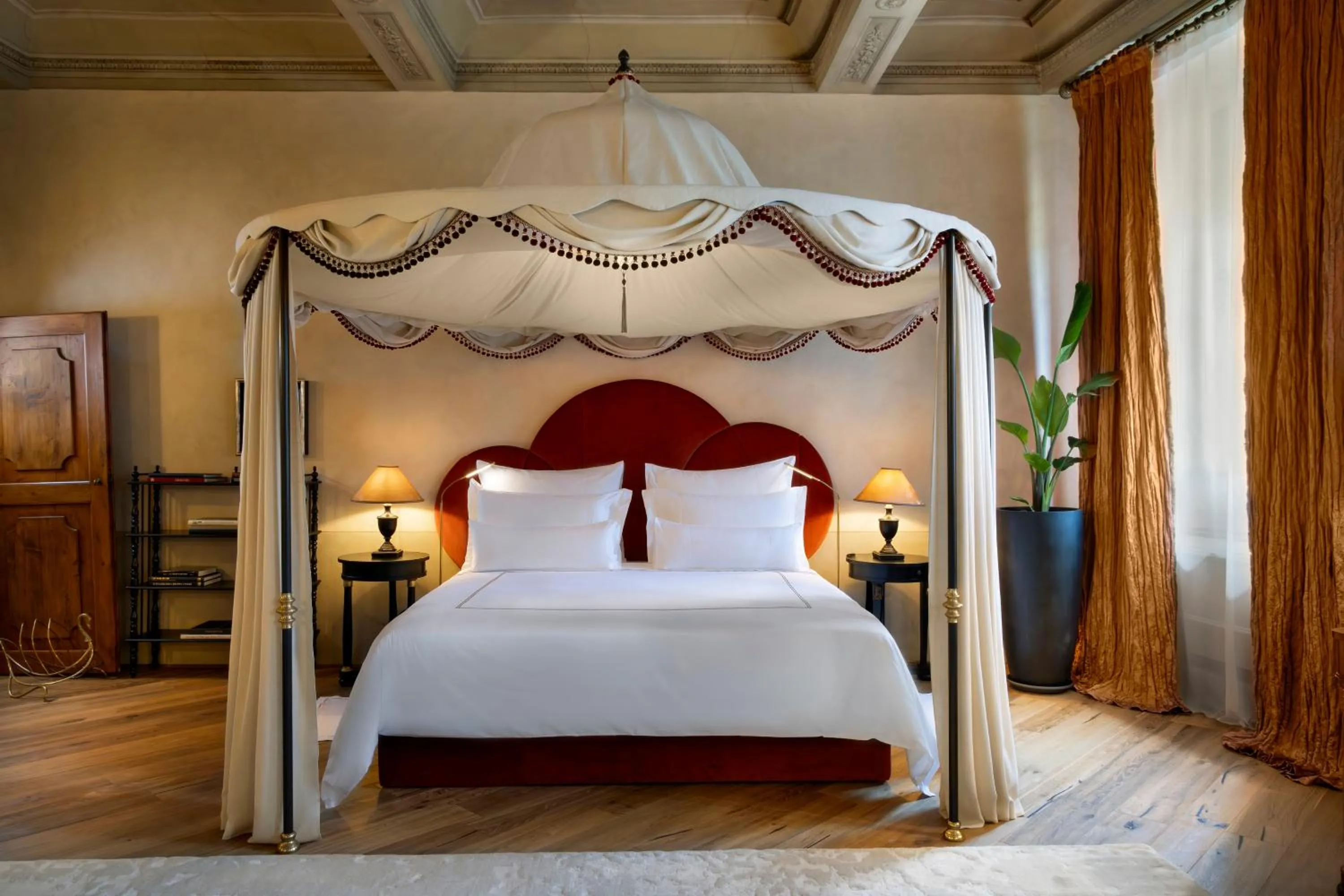King Suite in The James Suite Hotel Firenze 1564 - Small Luxury Hotels of the World