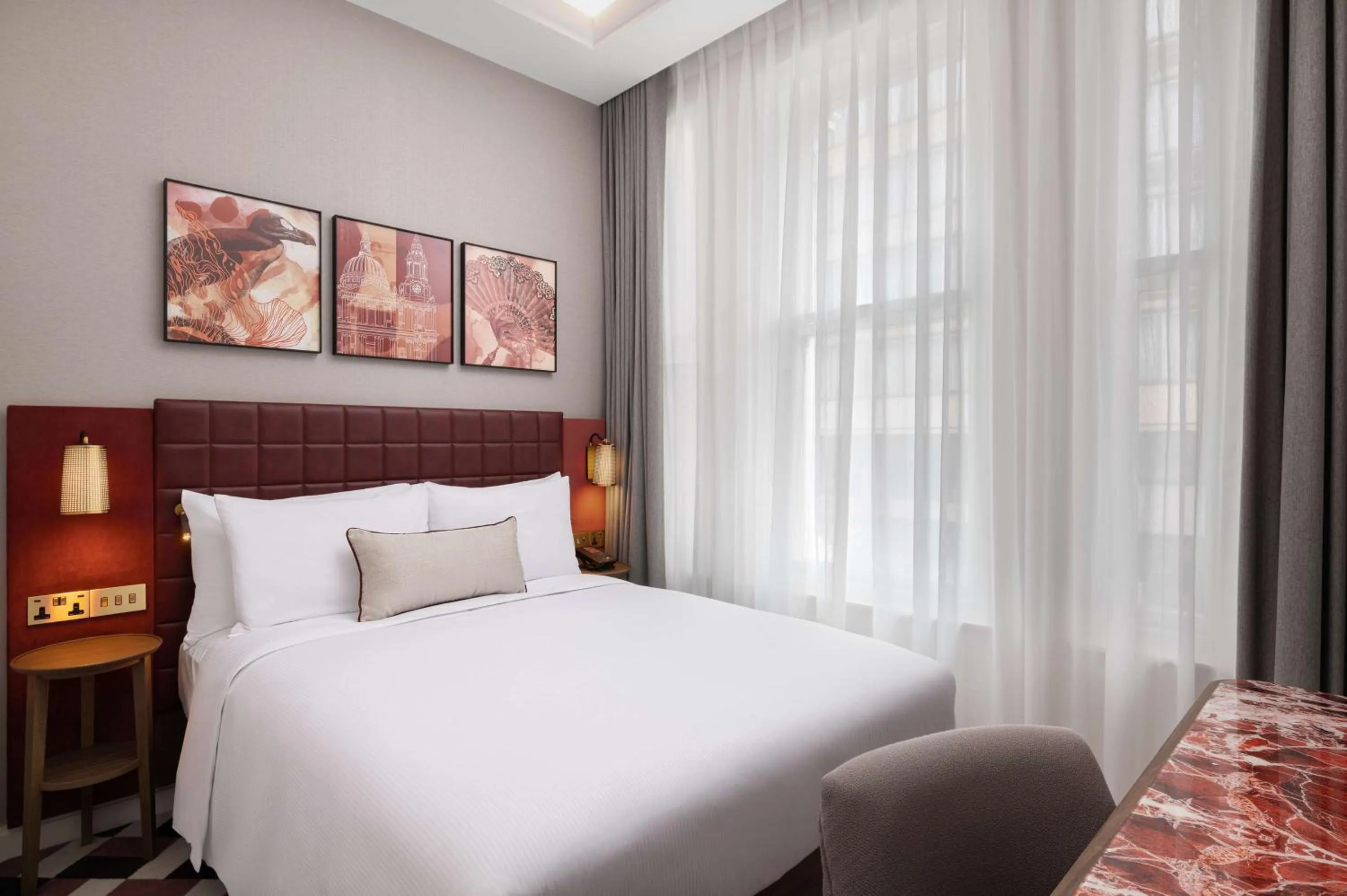 Queen Room in Lost Property St Pauls London, Curio Collection By Hilton