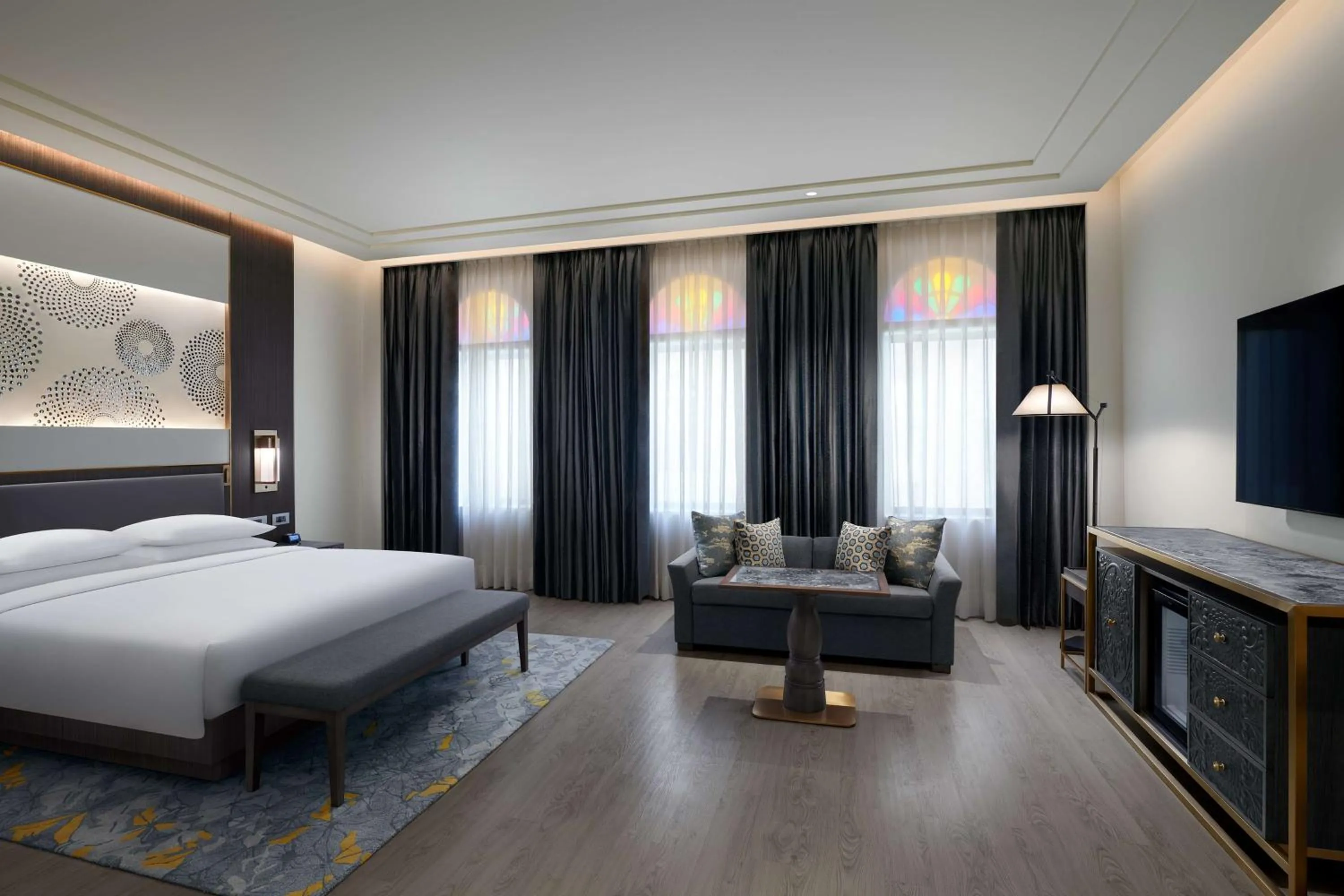 Royal Deluxe King Bed- Enjoy 20% Discount on Food & Soft Beverages, 20% Discount of SPA, Late checkout till 2 PM***STA, 50% Dis on Next category room upgrade charges in Hyatt Regency Jaipur Mansarovar