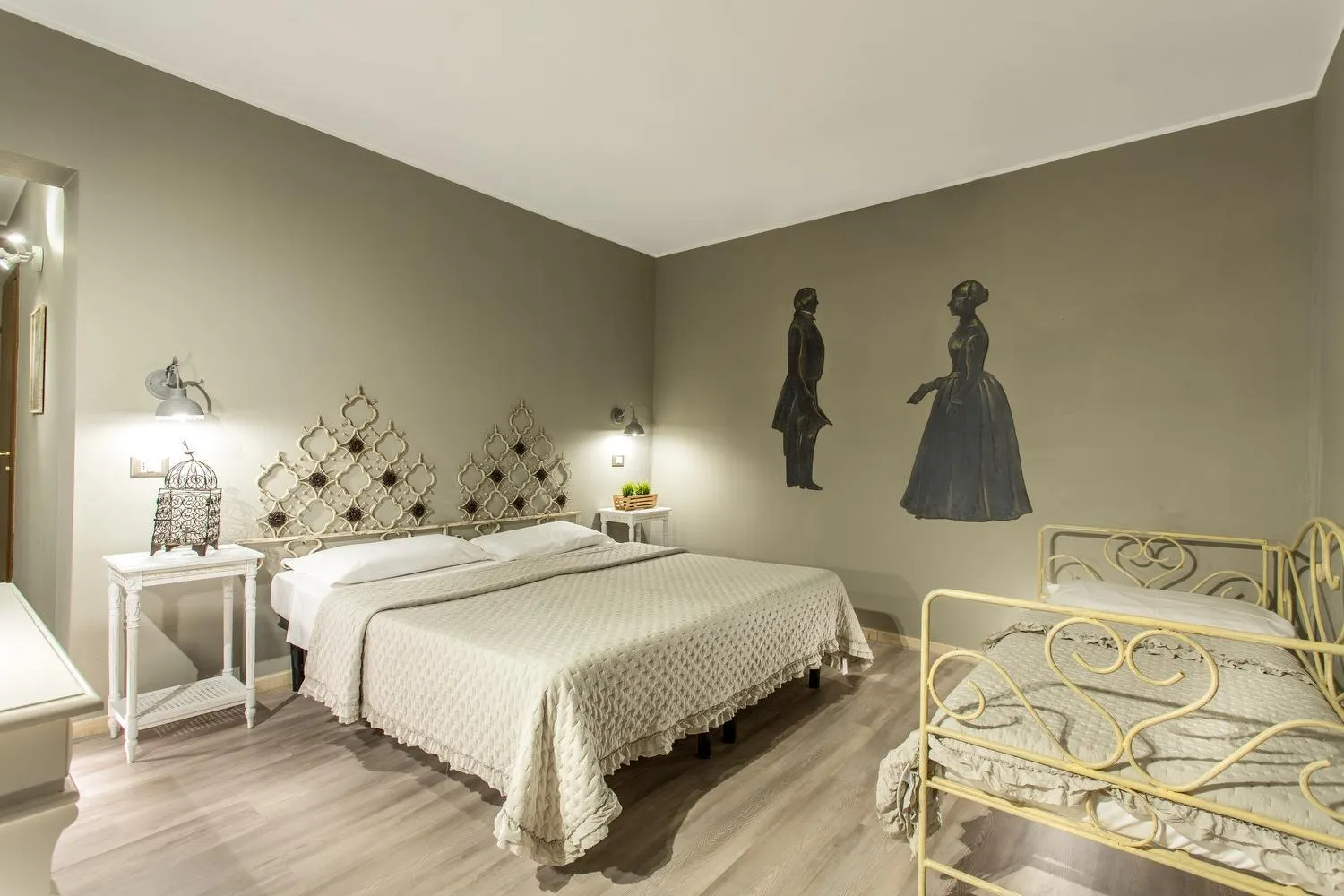 Triple Room in Hotel Del Borgo