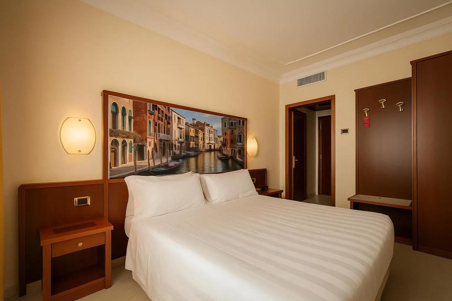 Superior Double or Twin Room in Hotel President Venezia