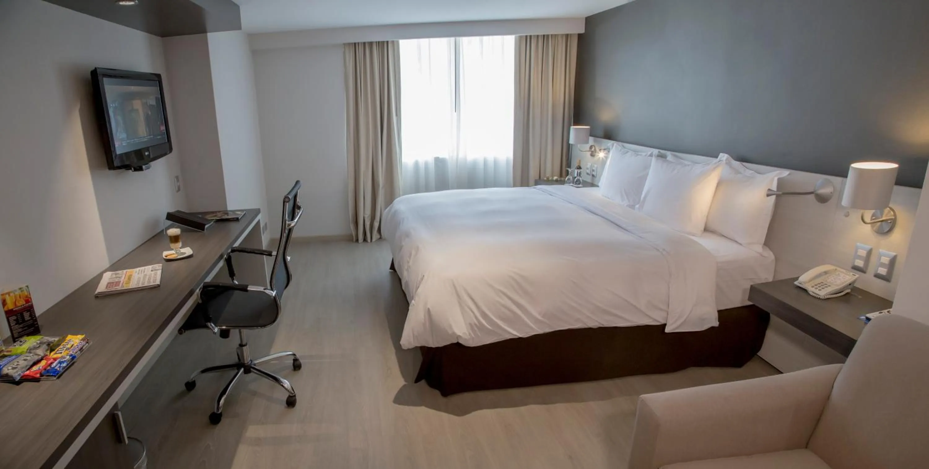 Superior King Room in Sol de Oro Hotel & Suites
