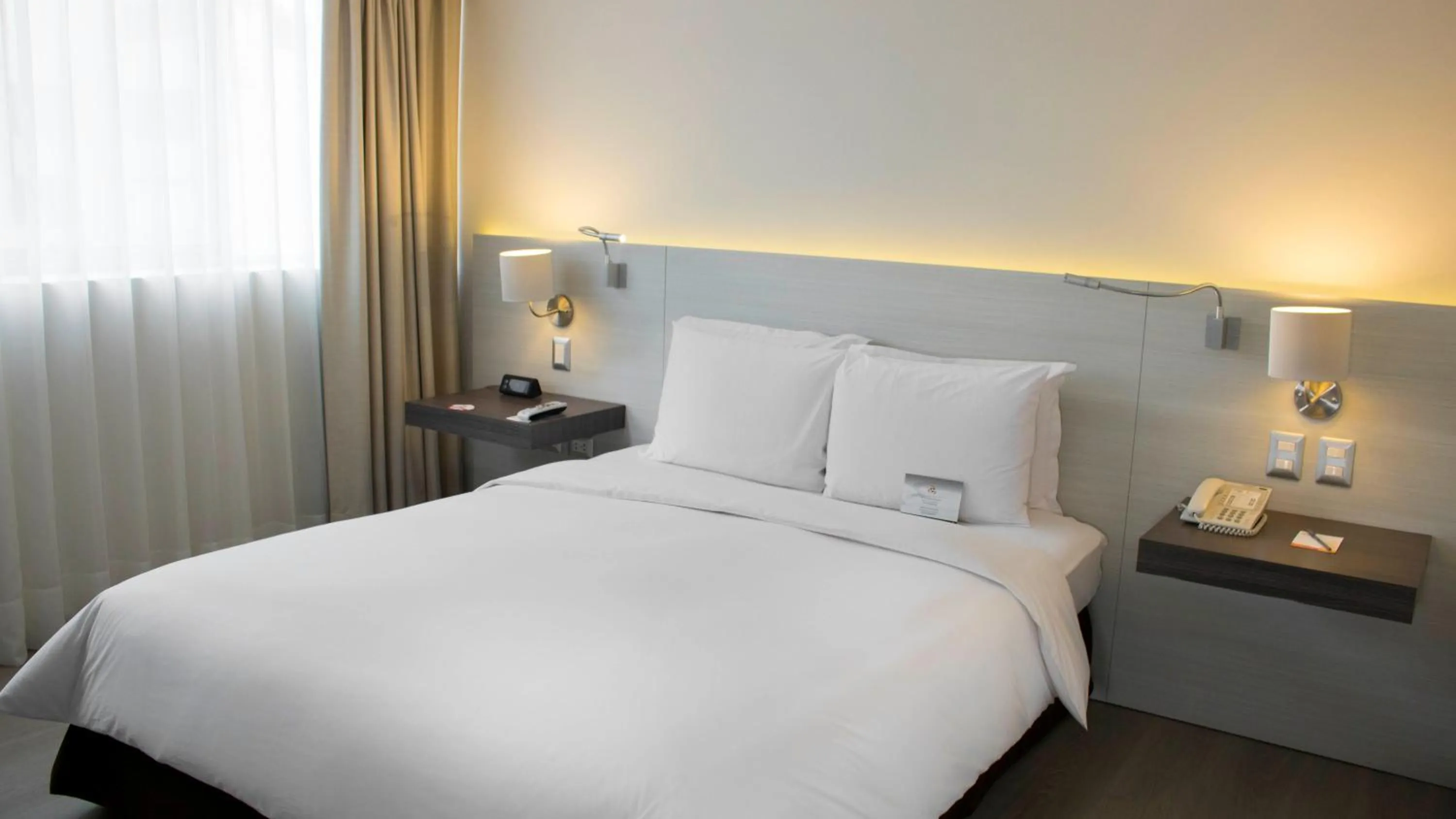 Standard Double Room in Sol de Oro Hotel & Suites