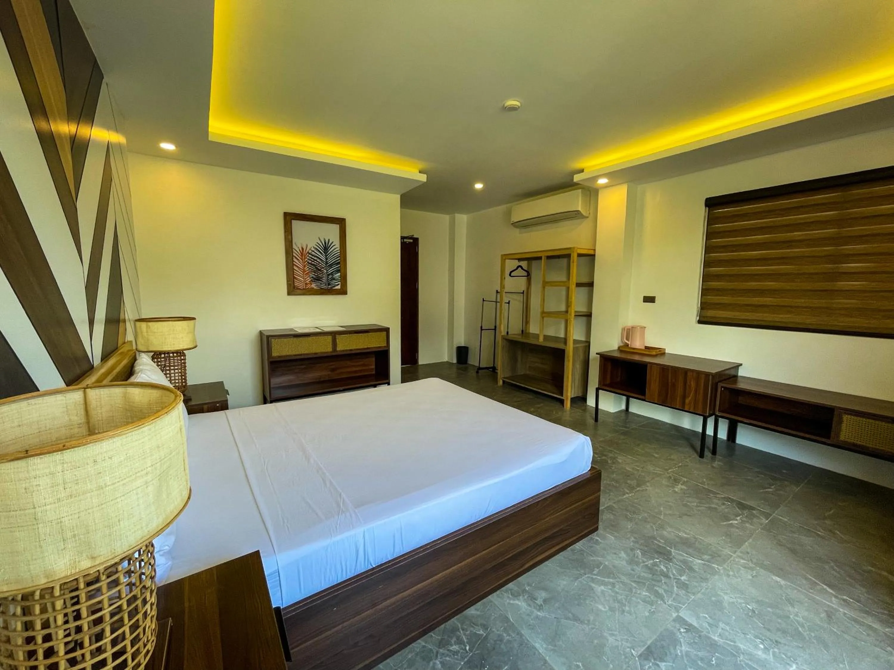 Deluxe Queen Room in Red Picnic Hostel Panglao
