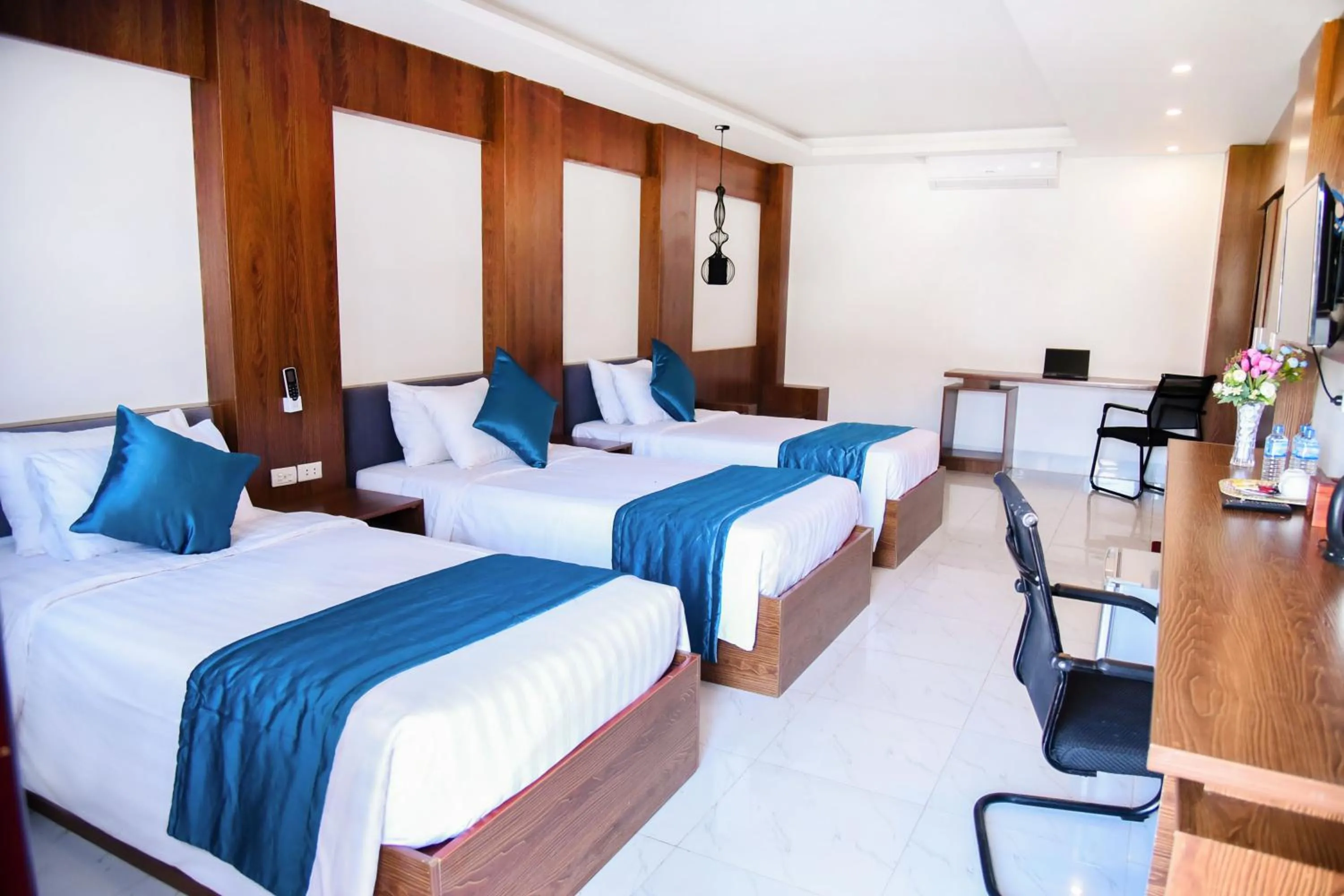 Triple Room with Mountain View in Vang Vieng Diamond Resort