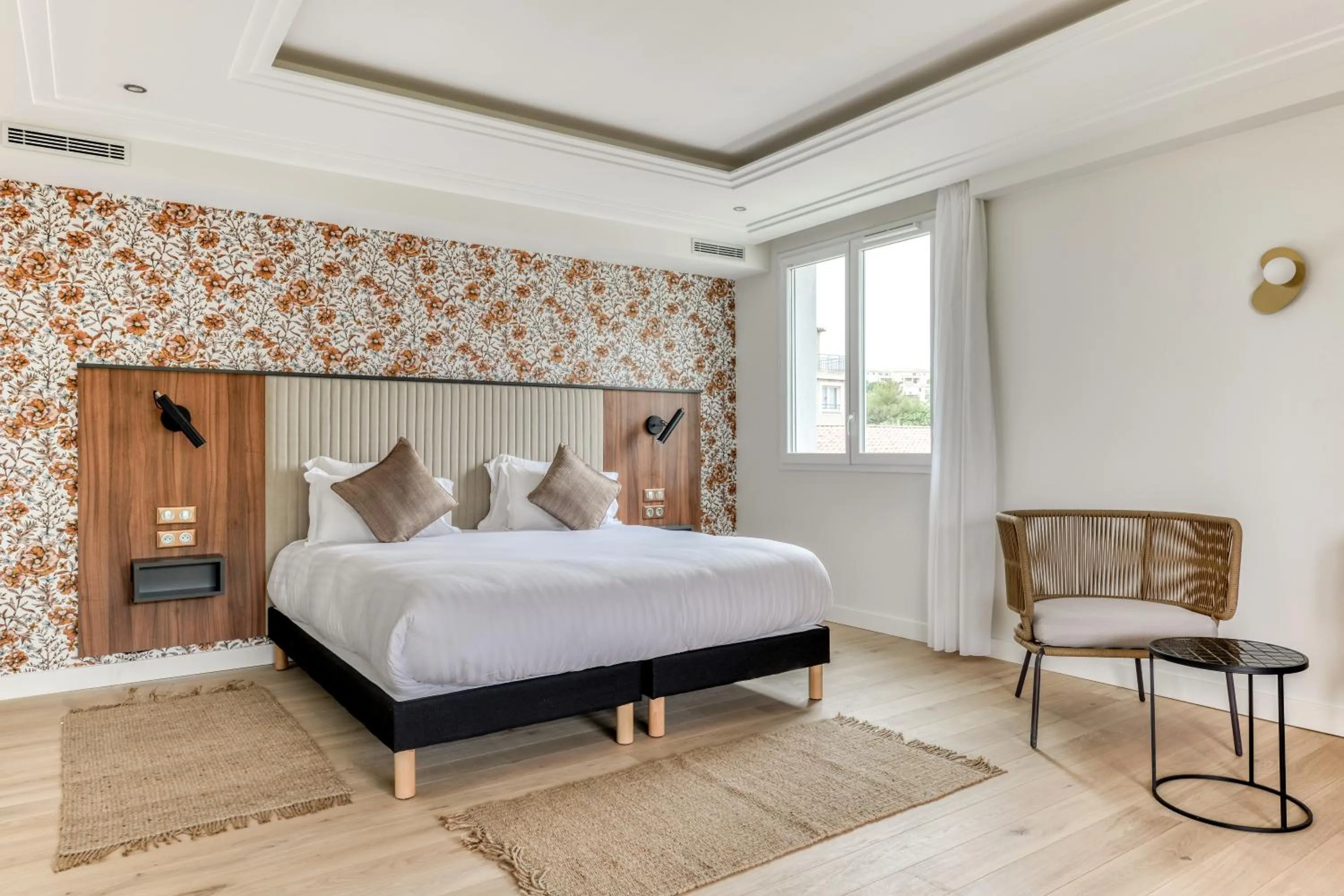 Privilege Junior Suite in Zenitude Hotel La Valadière, Ascend Hotel Collection