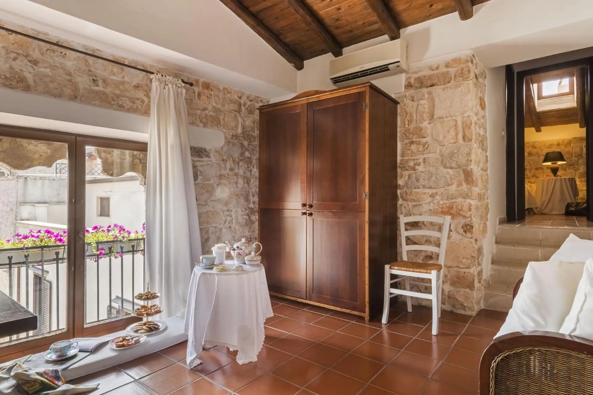 Superior Double Room in Hotel Corte Altavilla