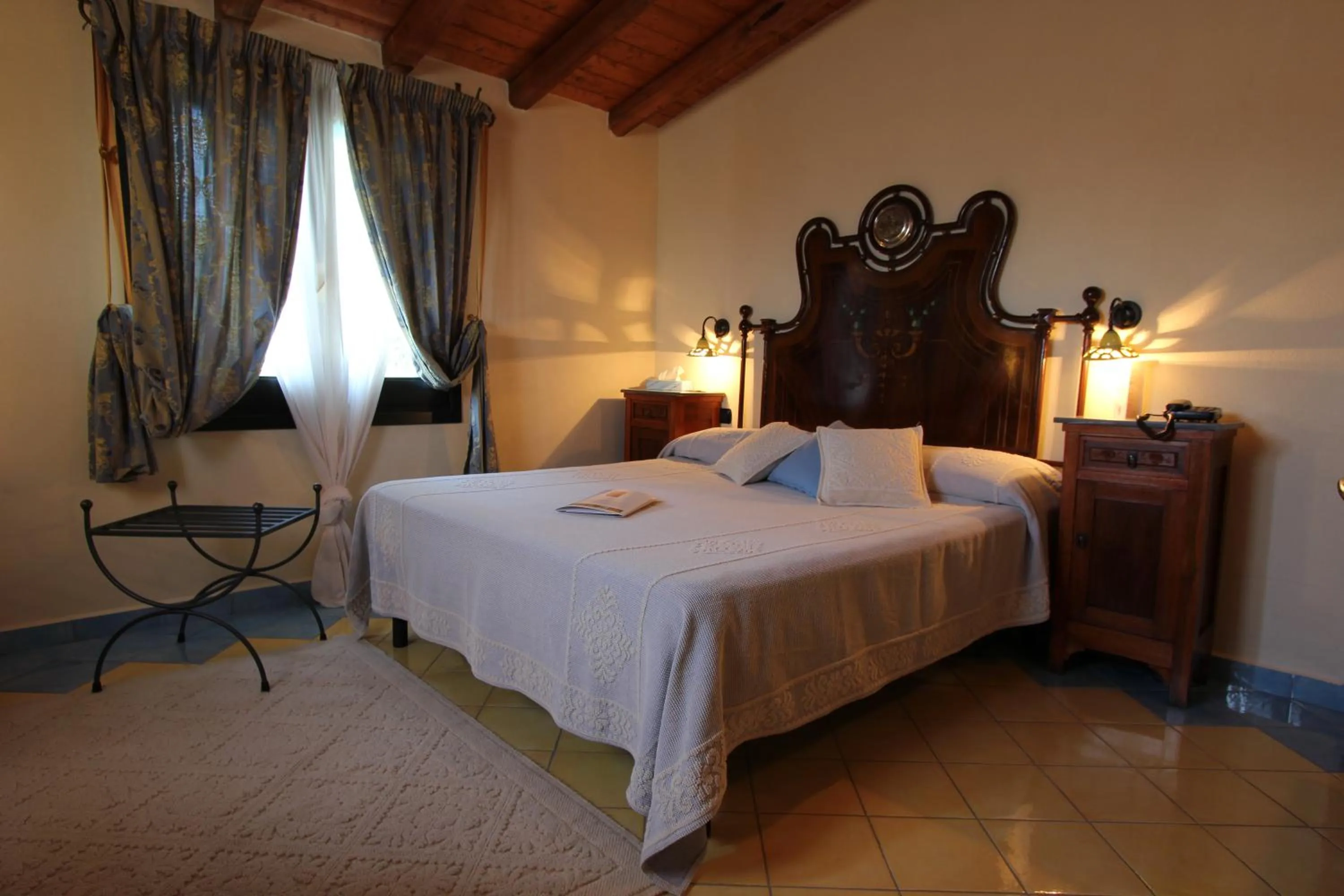 Superior Double Room in Hotel Su Lithu