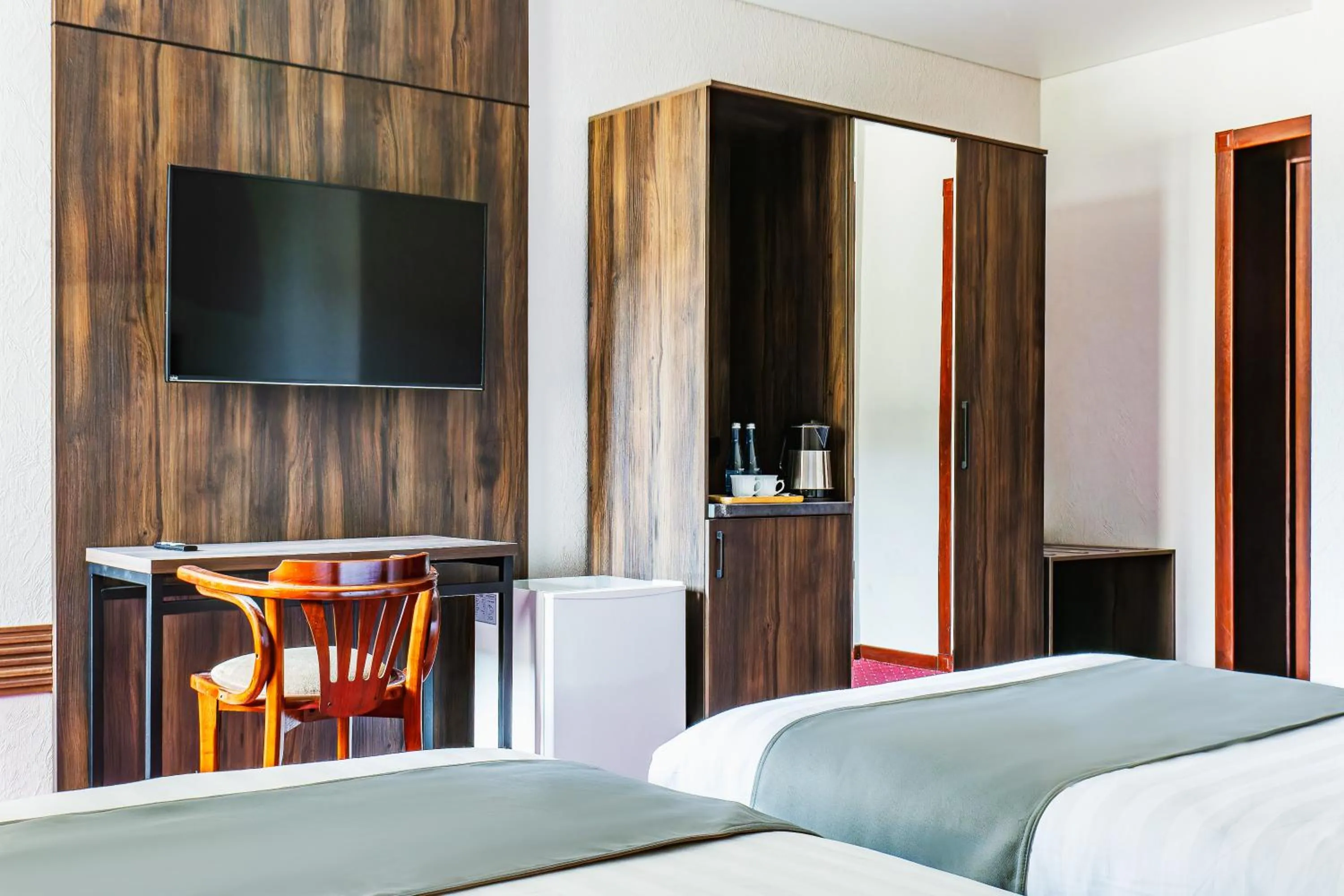 Standard Twin Room - single occupancy in Grand Nur Hotel