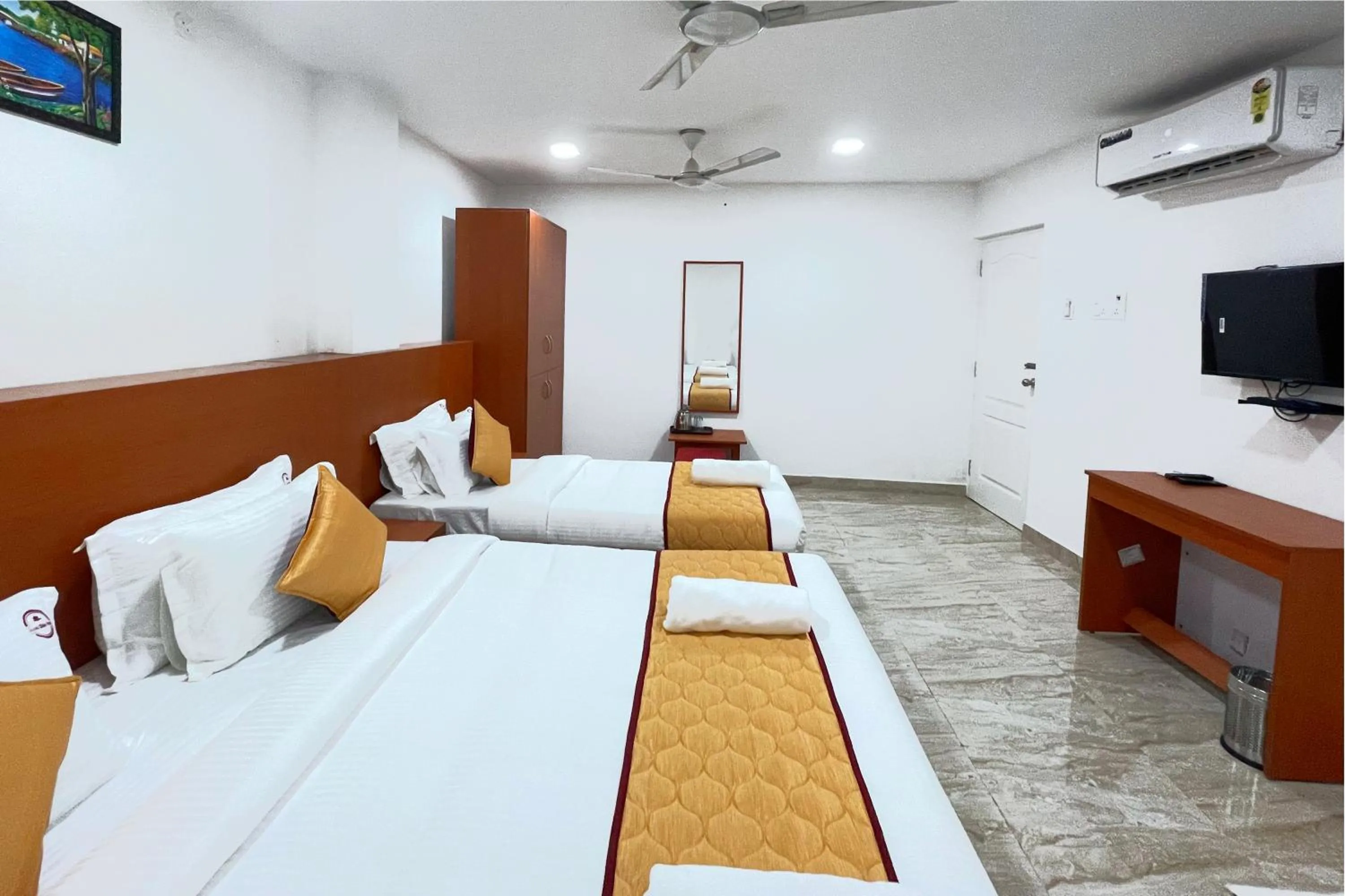 Family Suite in K11 Express - Opp Express Avenue
