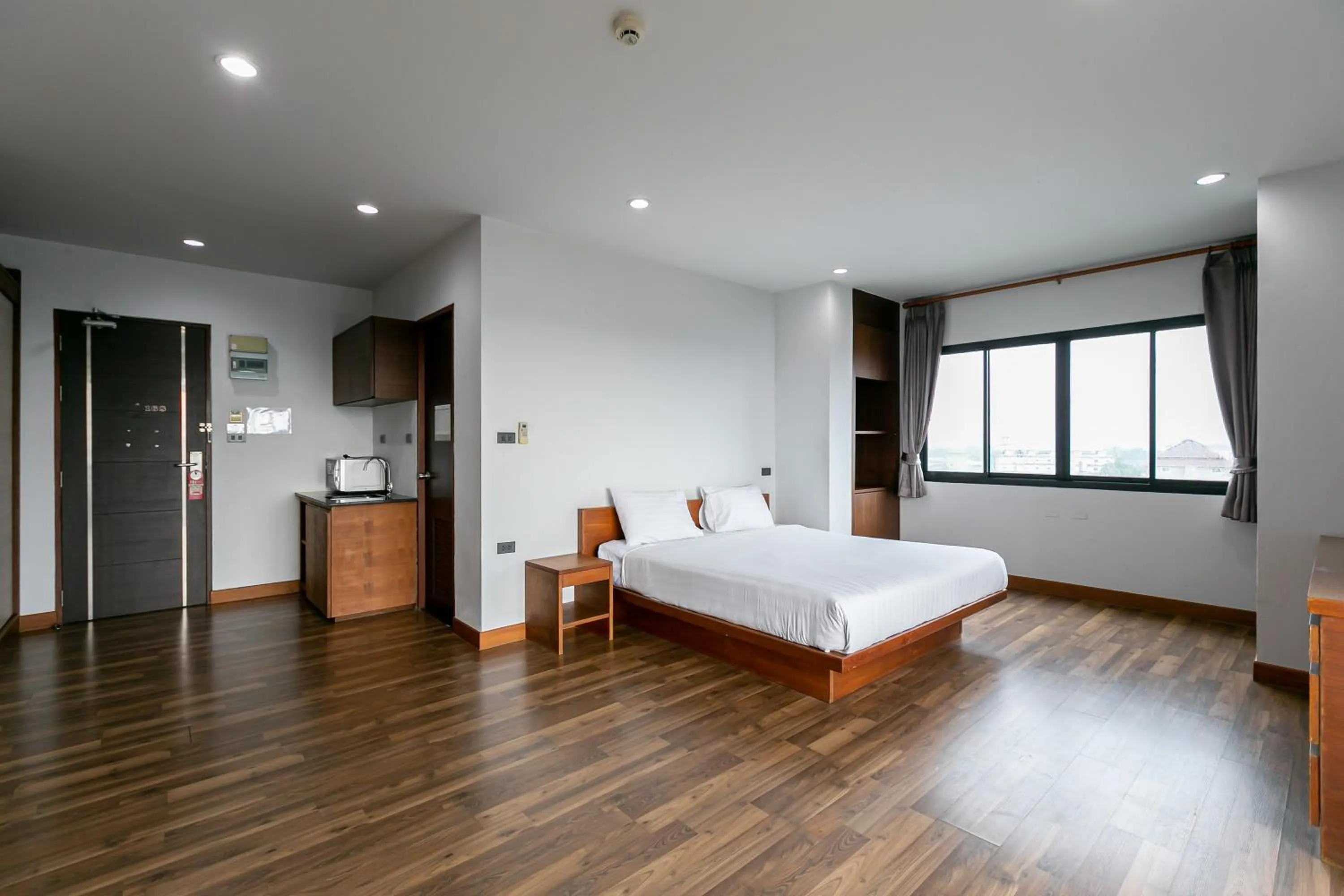 Deluxe Room in Farthai Residence