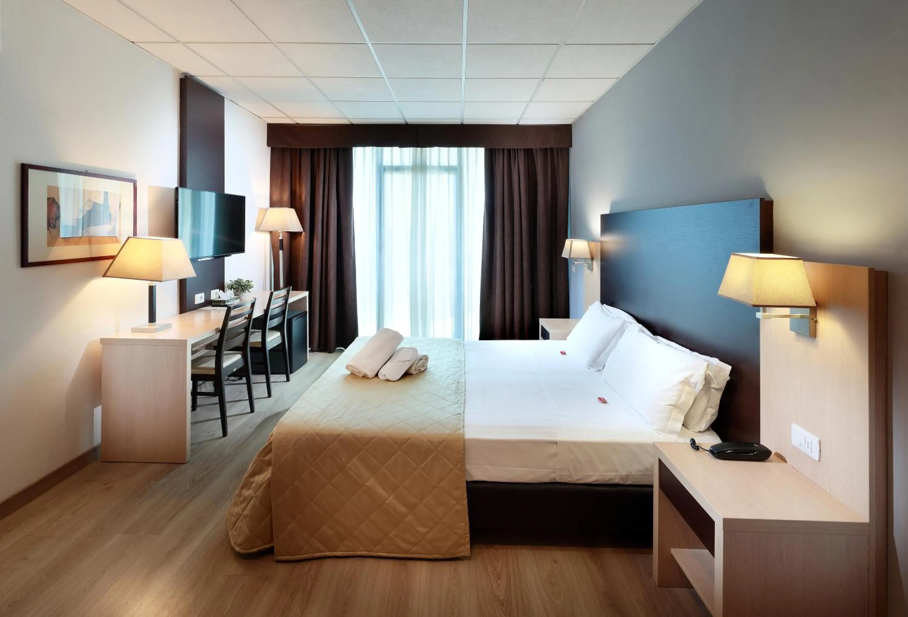 Superior Triple Room in Tuscany Inn