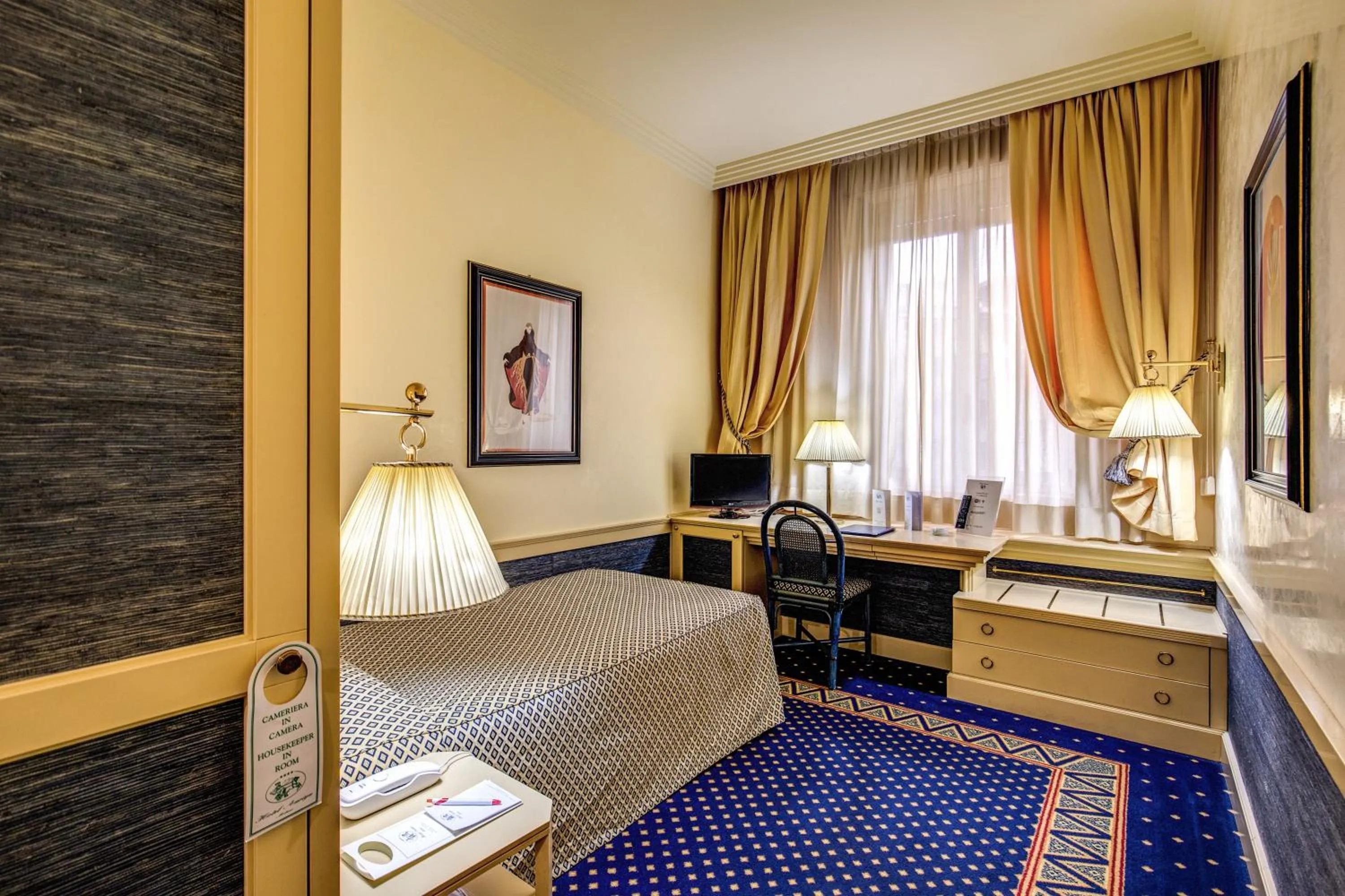 Single Room in Hotel Auriga