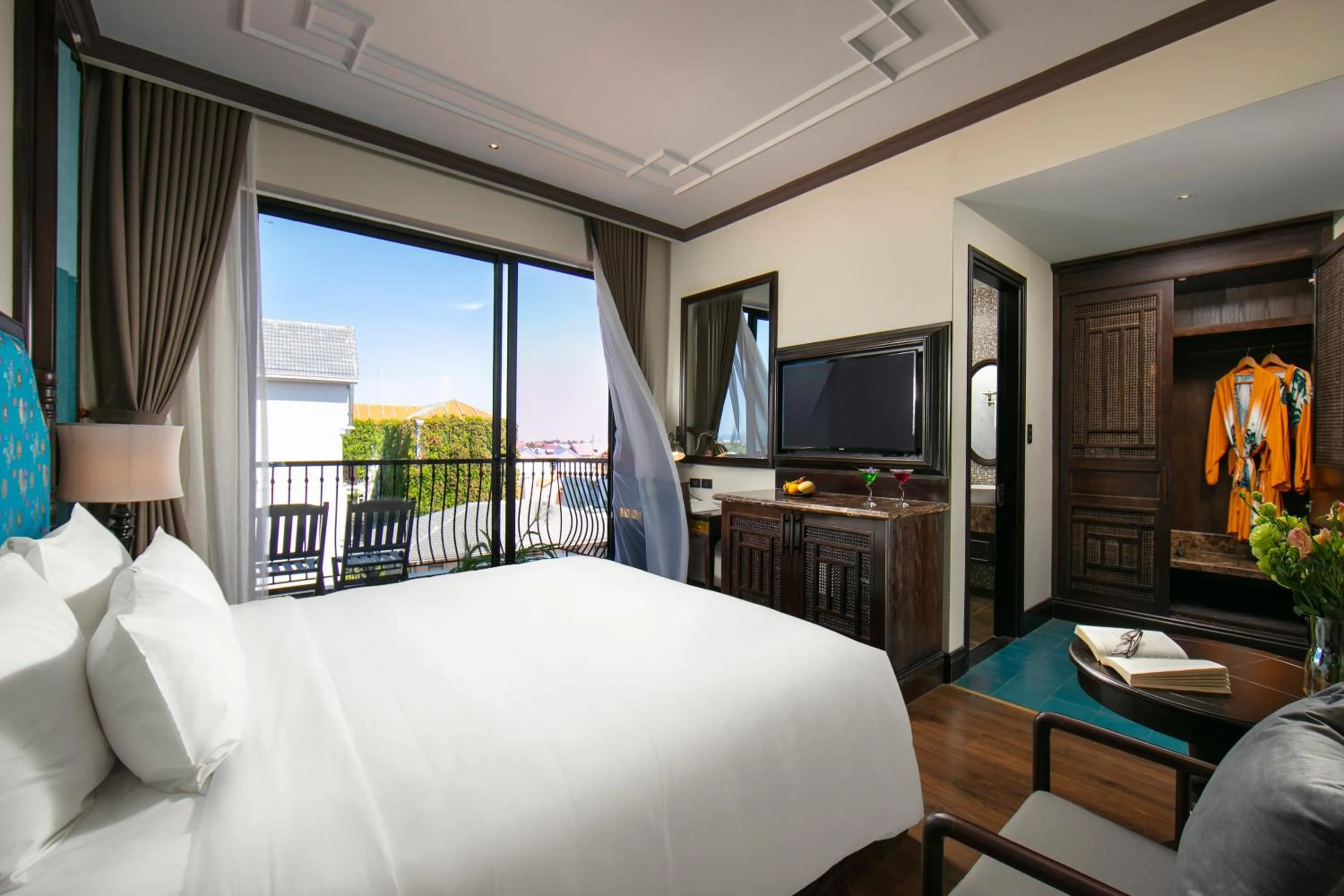 King Room with Balcony - single occupancy in Silkian Hoian Boutique Hotel & Spa