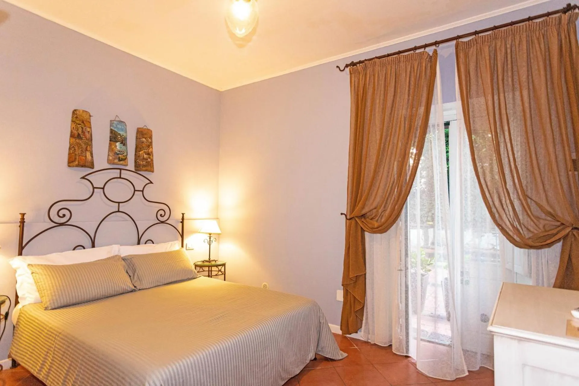 Double or Twin Room - single occupancy in Etna Hotel