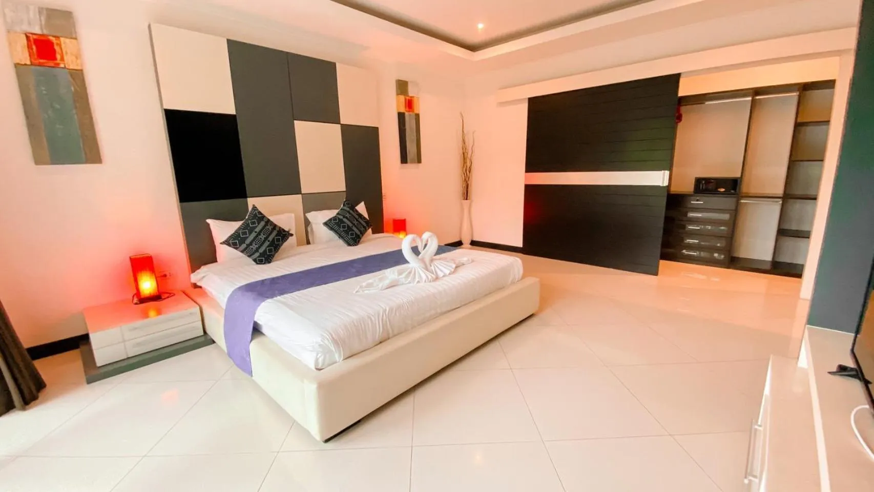 Three-Bedroom Villa with Private Pool in Hidden Palm Pool Villas