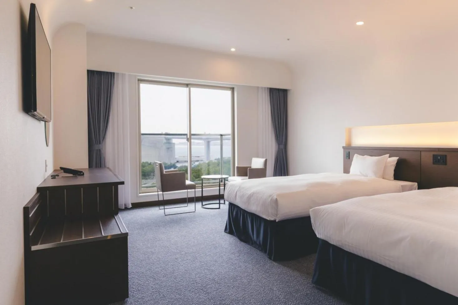 Surperior Twin Room with Sea View - Annex Building in Seaside Hotel Maiko Villa Kobe
