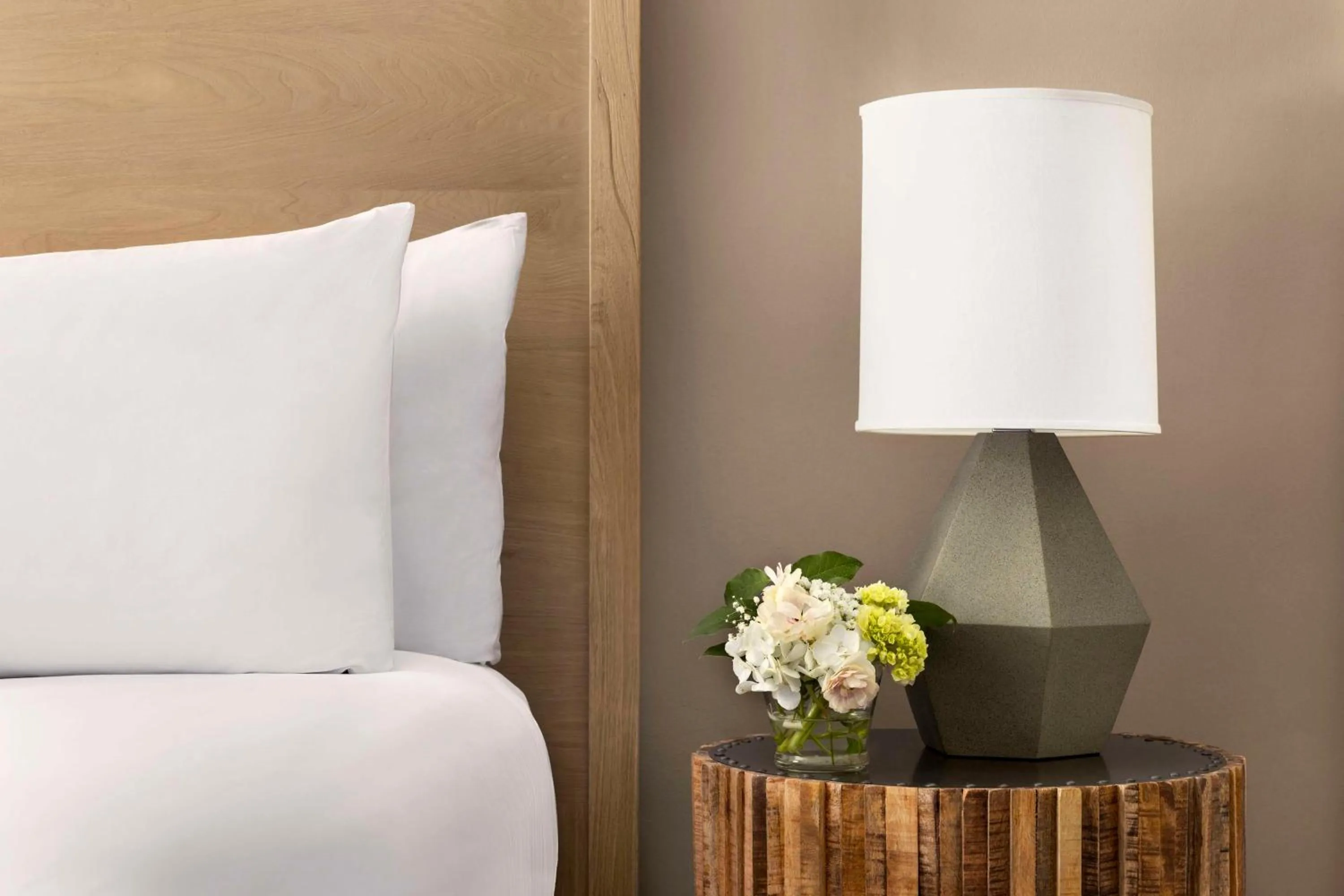 Queen Room with Two Queen Beds and Accessible Tub in Hyatt Regency Sonoma Wine Country