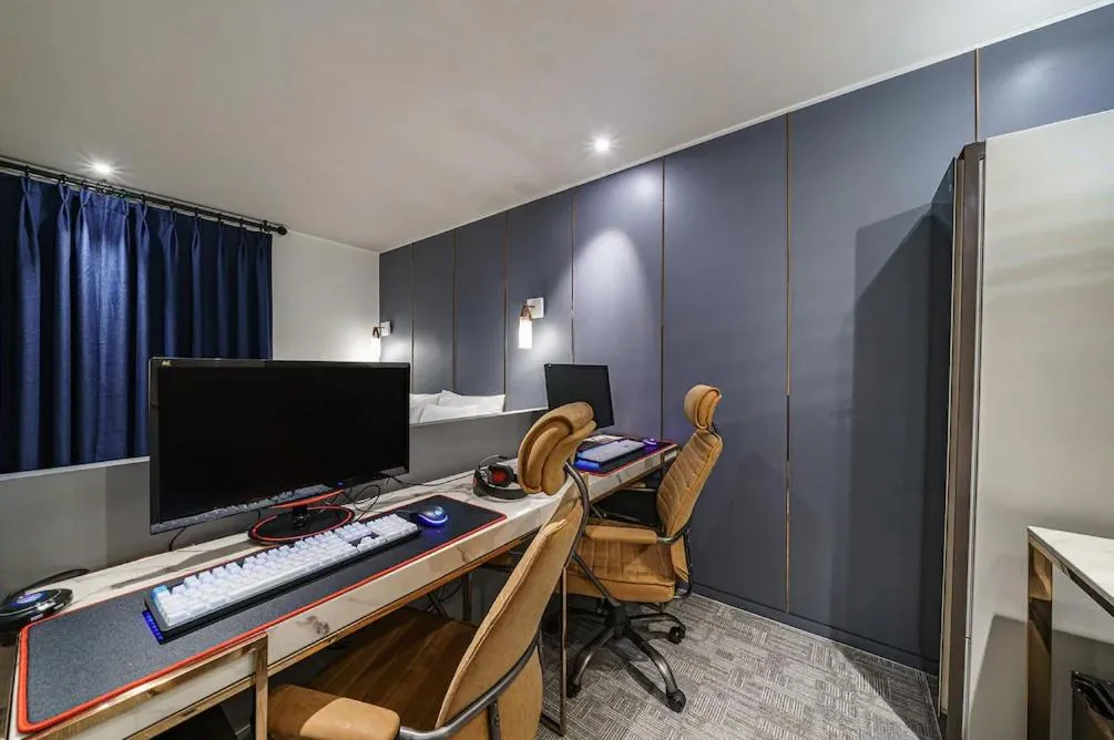 Deluxe Double Room in Brown-Dot Hotel Geomdan