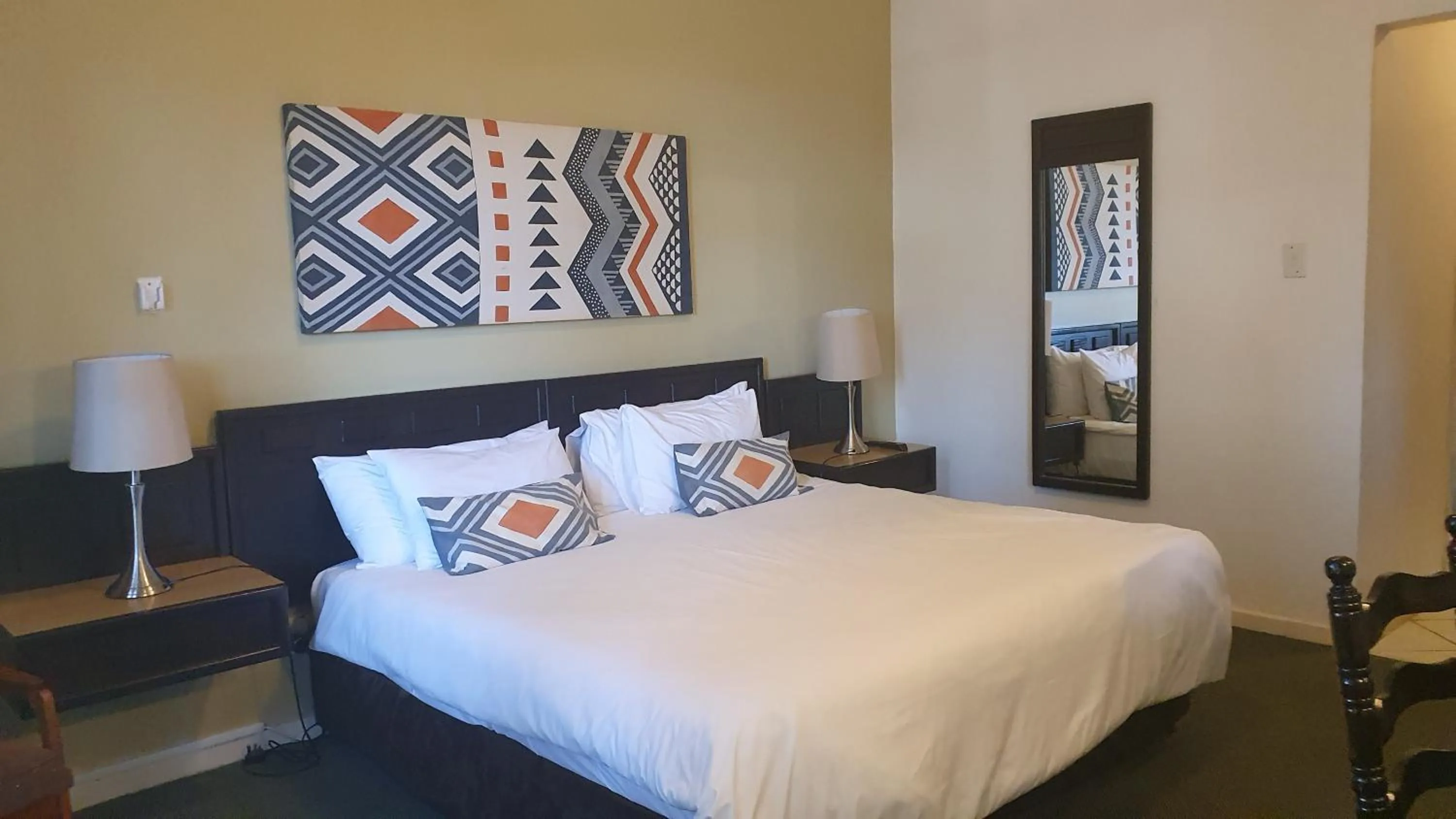 Twin Room in Mountain View International Hotel - Eswatini