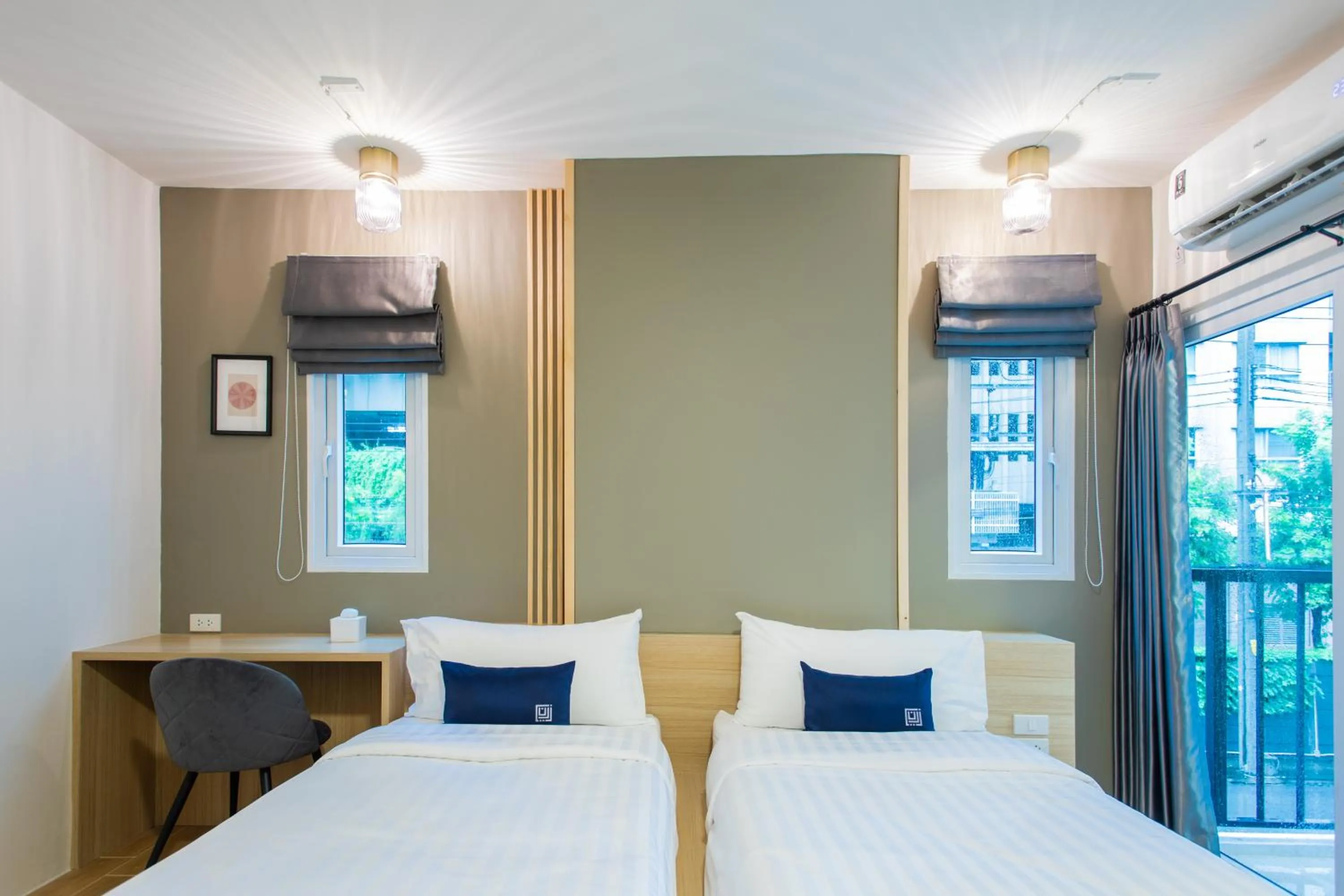 Superior Twin Room in Zayn Express & Suites