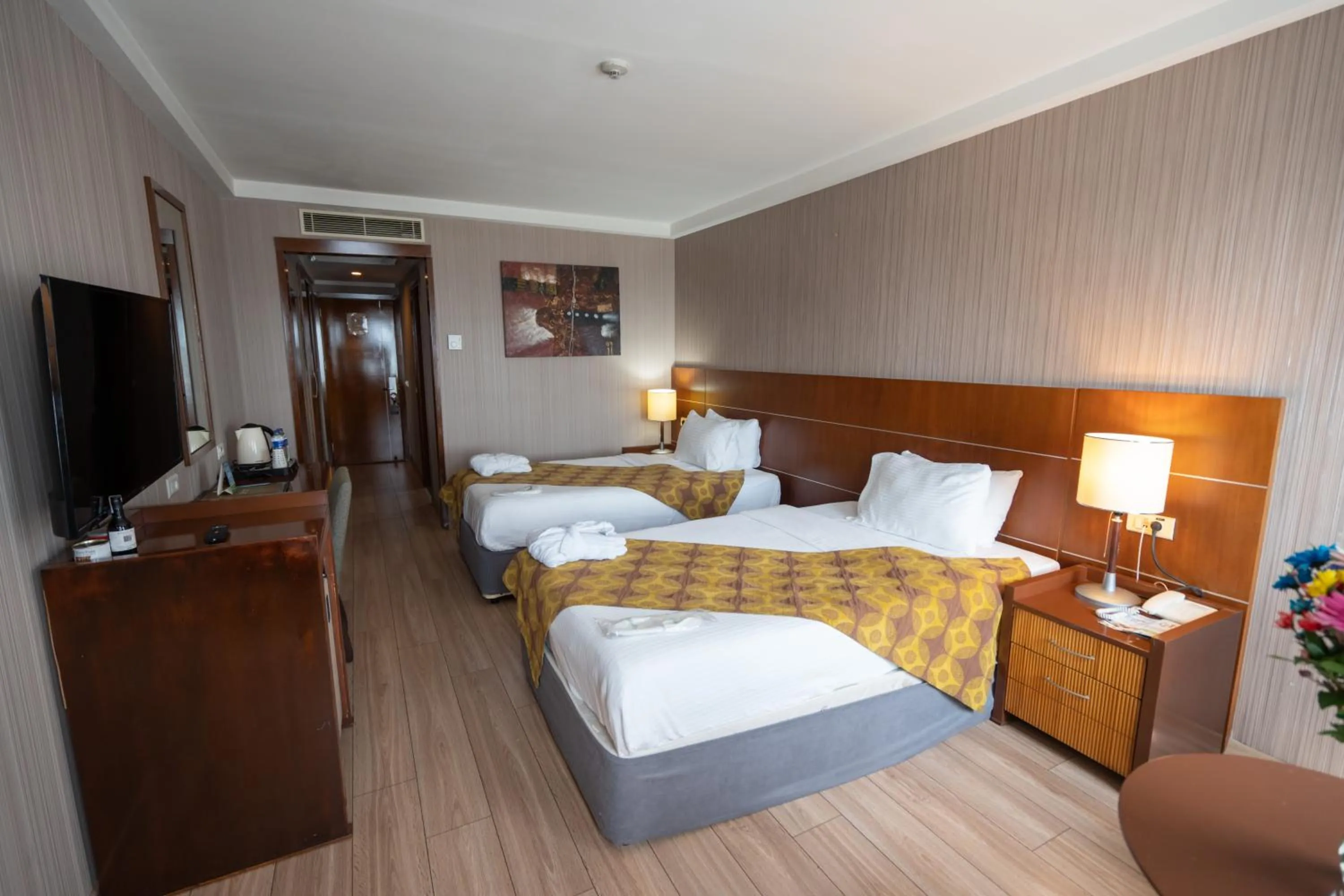 Standard Twin Room in The Green Park Bostancı