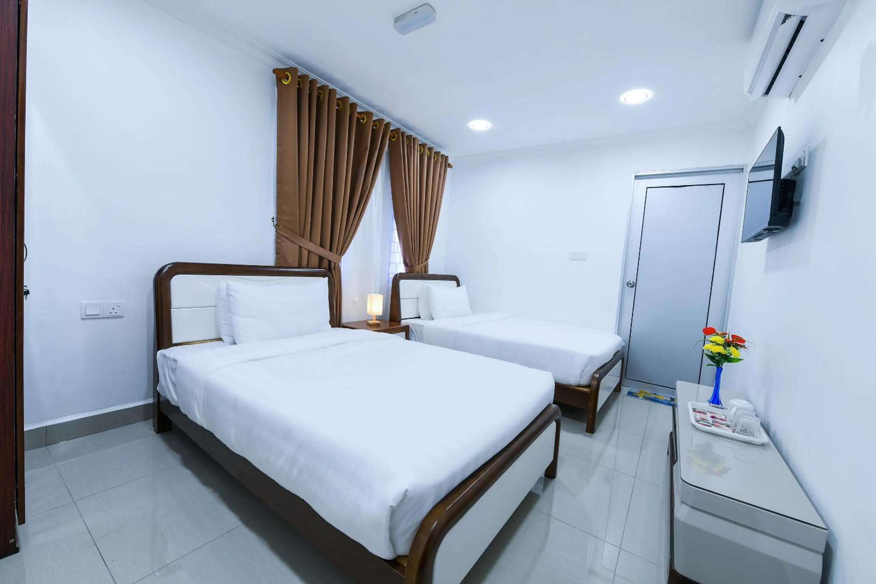 Deluxe Twin Room in SP Star Hotel