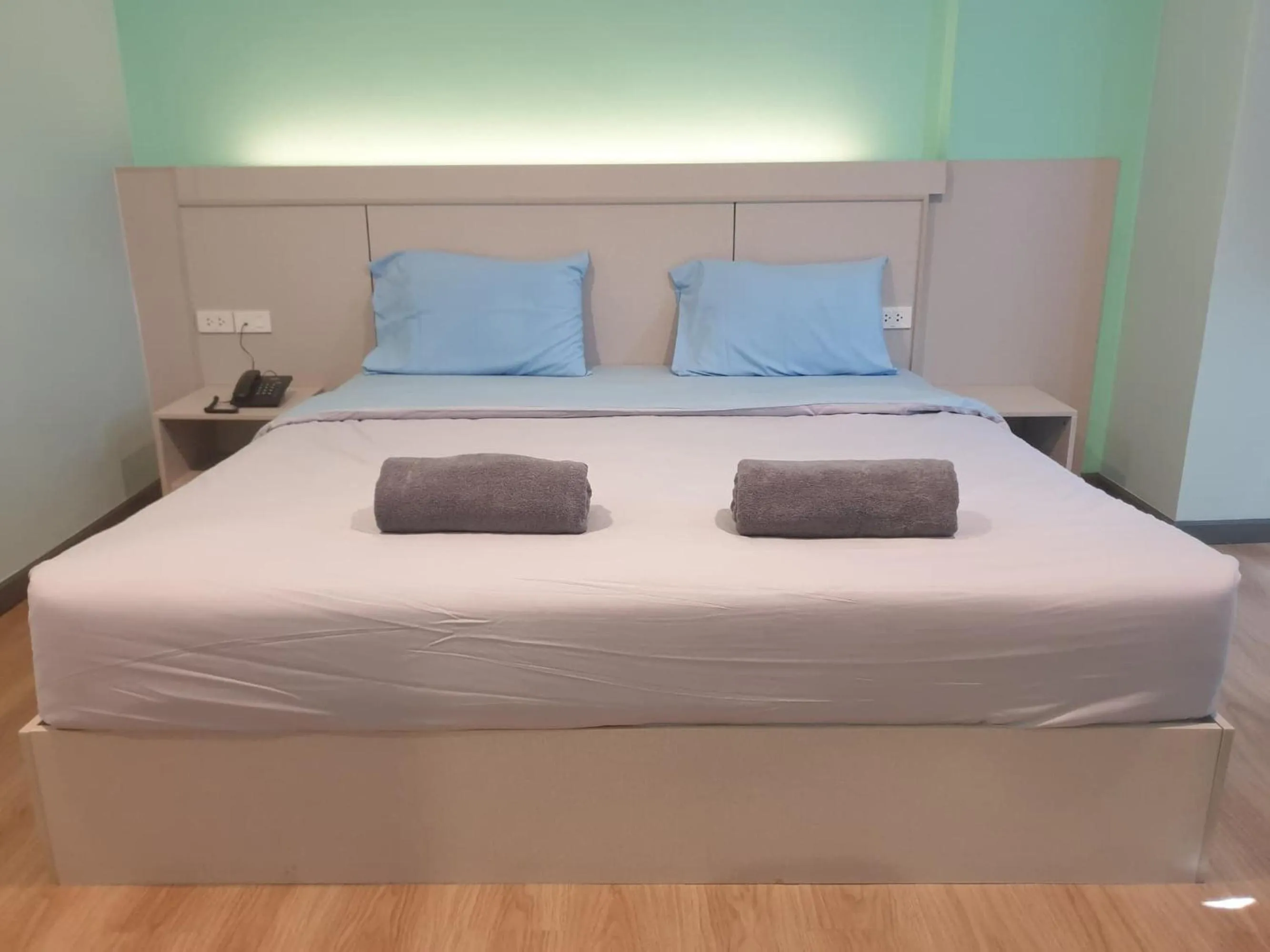 Standard Double Room in Sritrang Residence