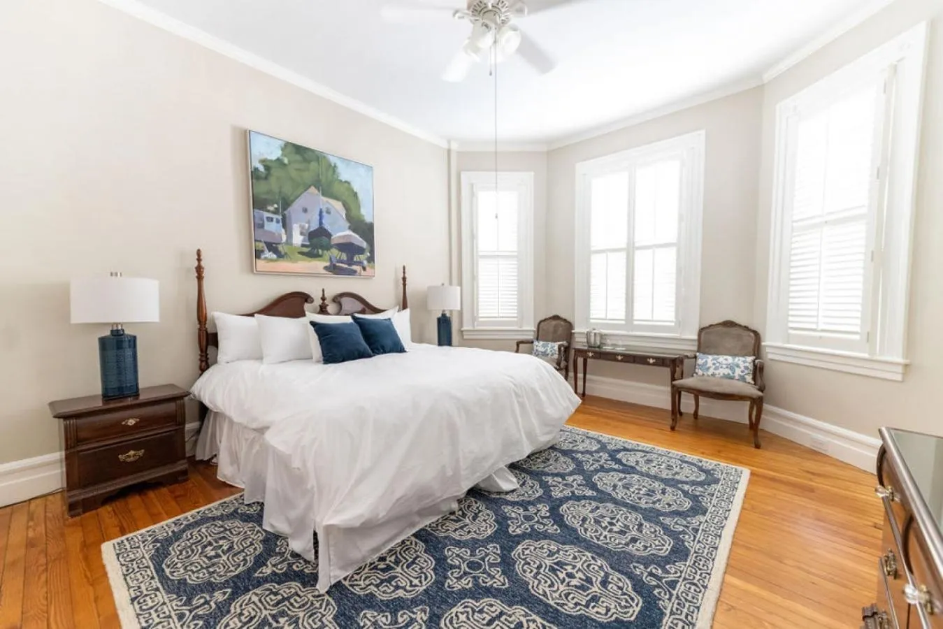 Deluxe King Room in The Edenton Collection-Captain's Quarters Inn
