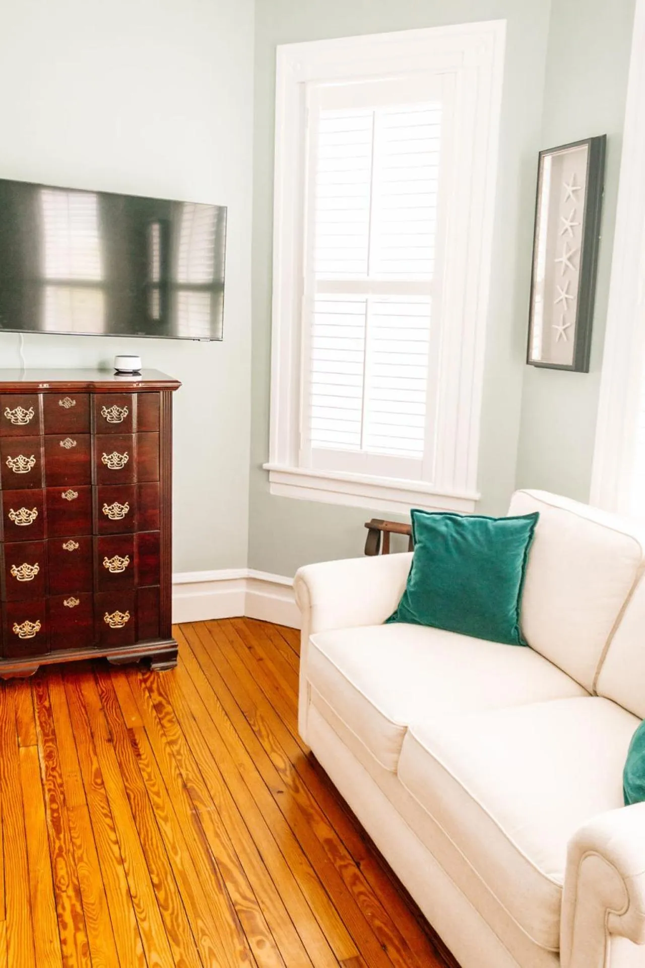 King Room in The Edenton Collection-Captain's Quarters Inn