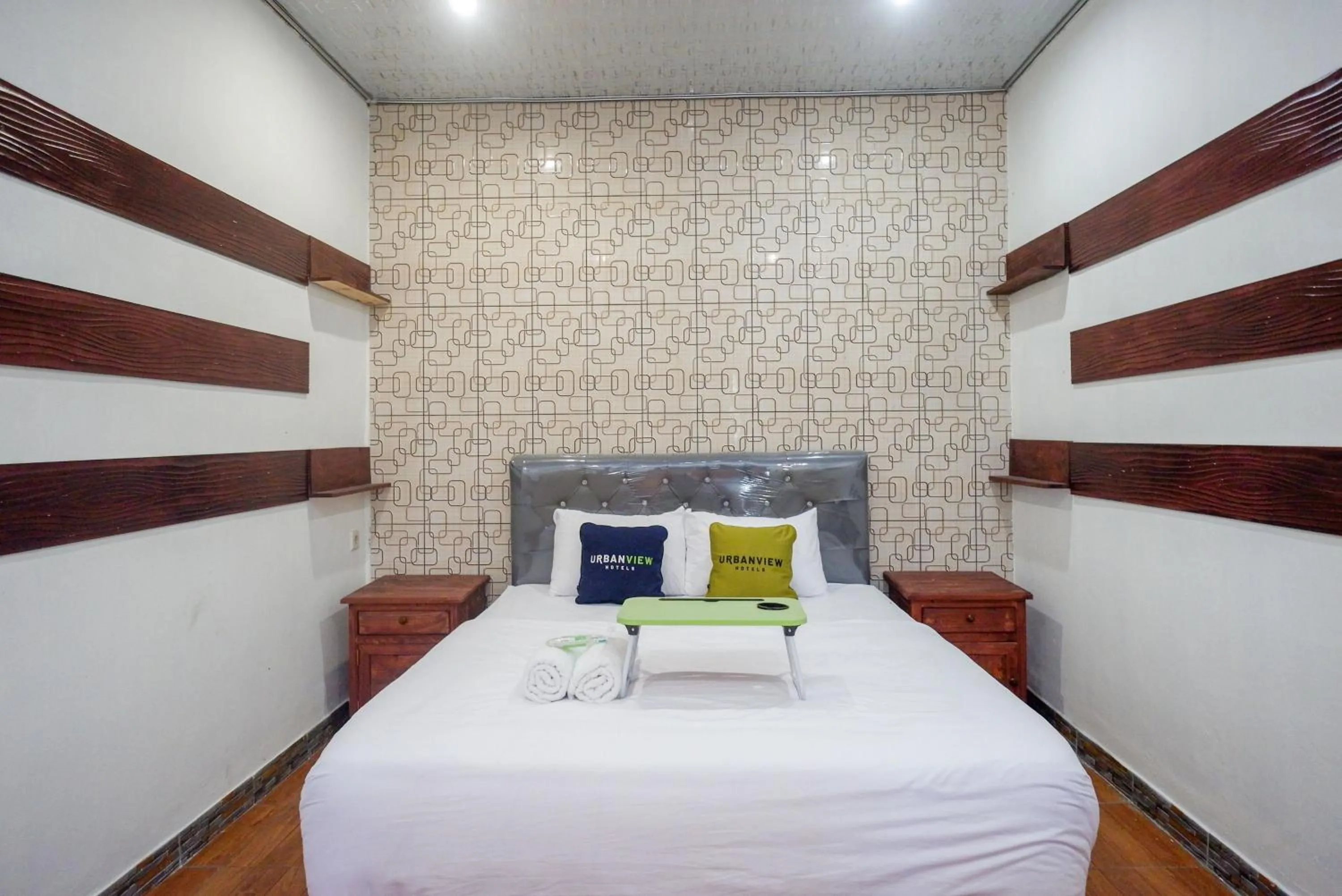 Urbanview Hotel Mountain Palace Kopeng