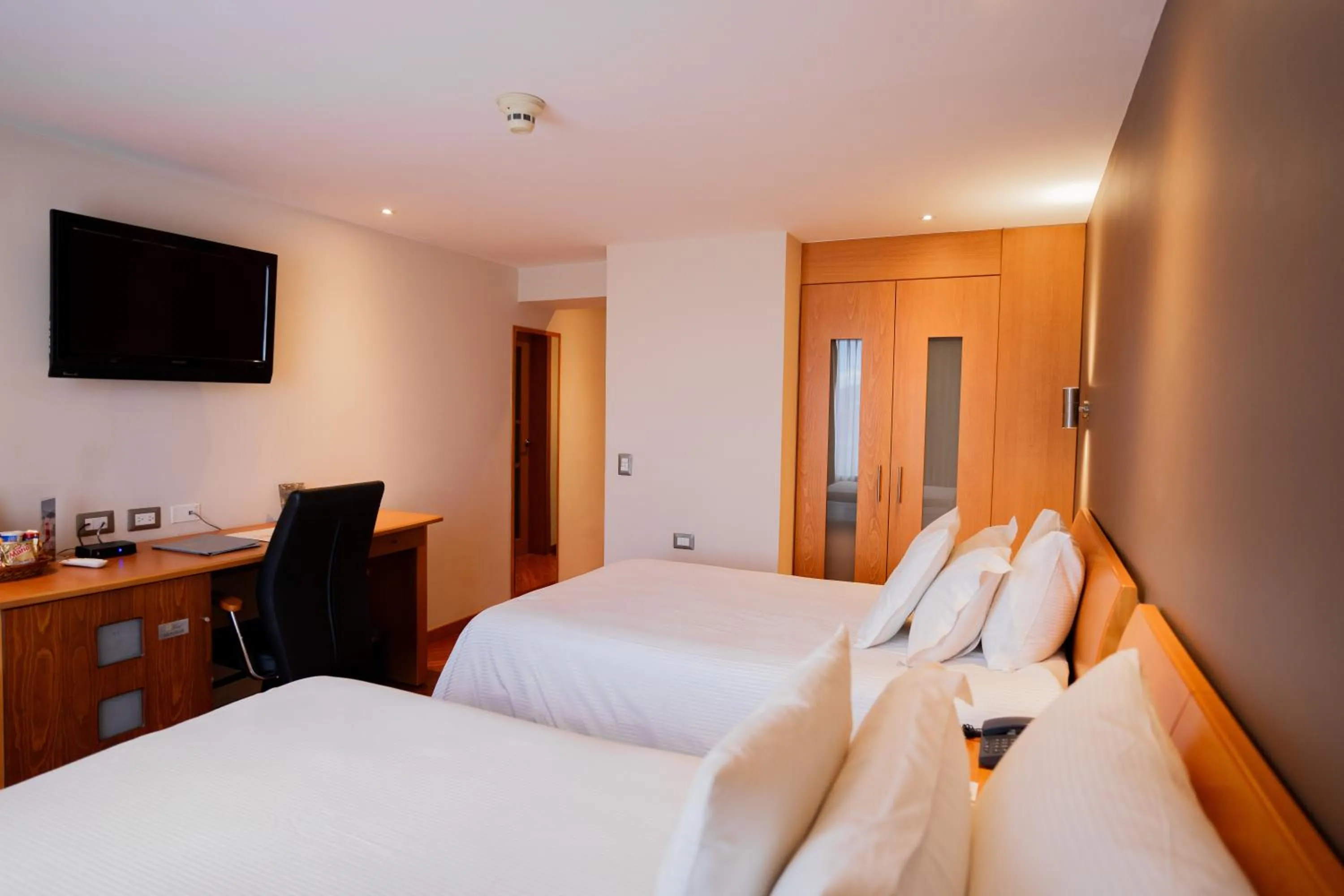 Twin Room in El Dorado Hotel