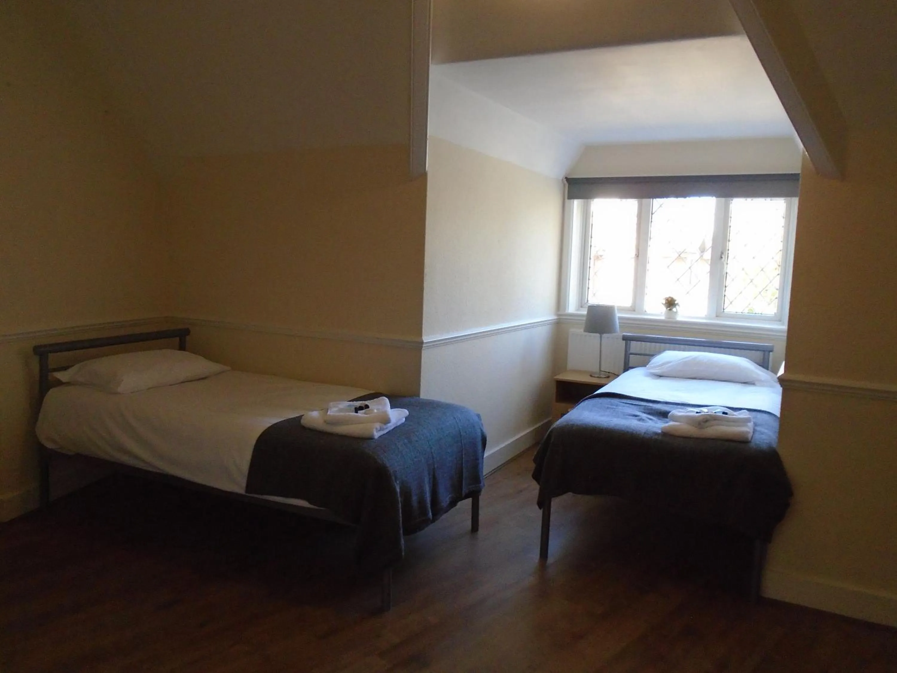 Standard Twin Room with Shared Bathroom in The Swan Inn Pub