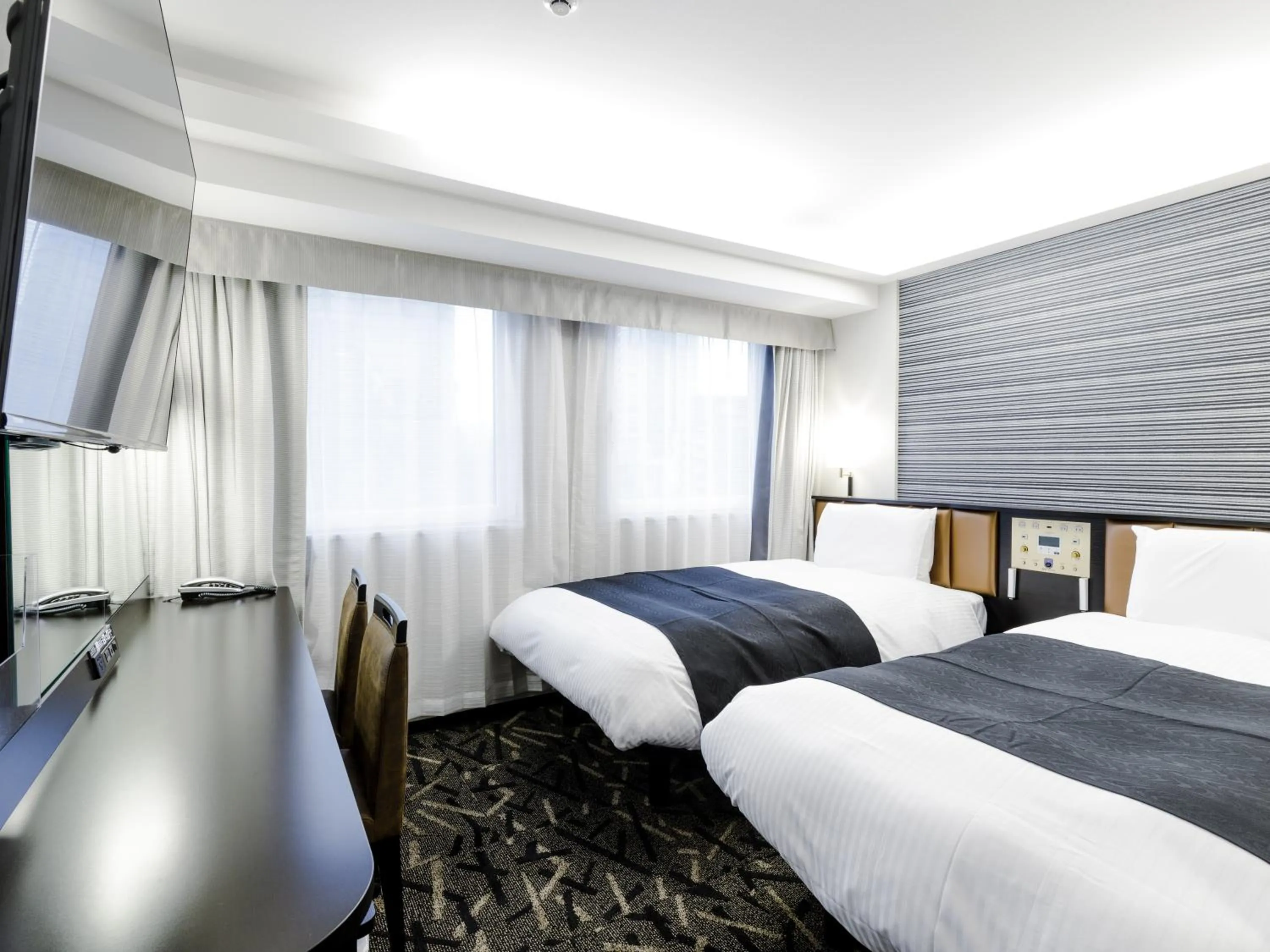 Twin Room in APA Hotel & Resort Roppongi Ekihigashi