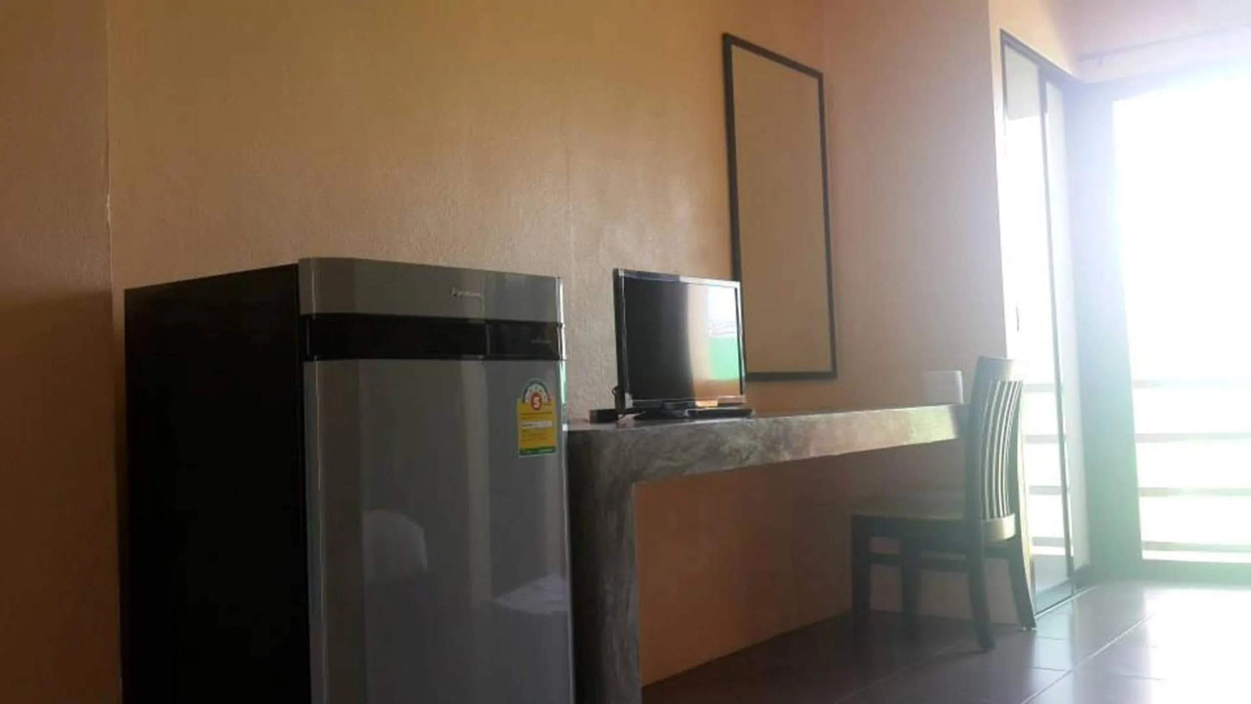 Standard Twin Room with Air Conditioning in Nalin Place