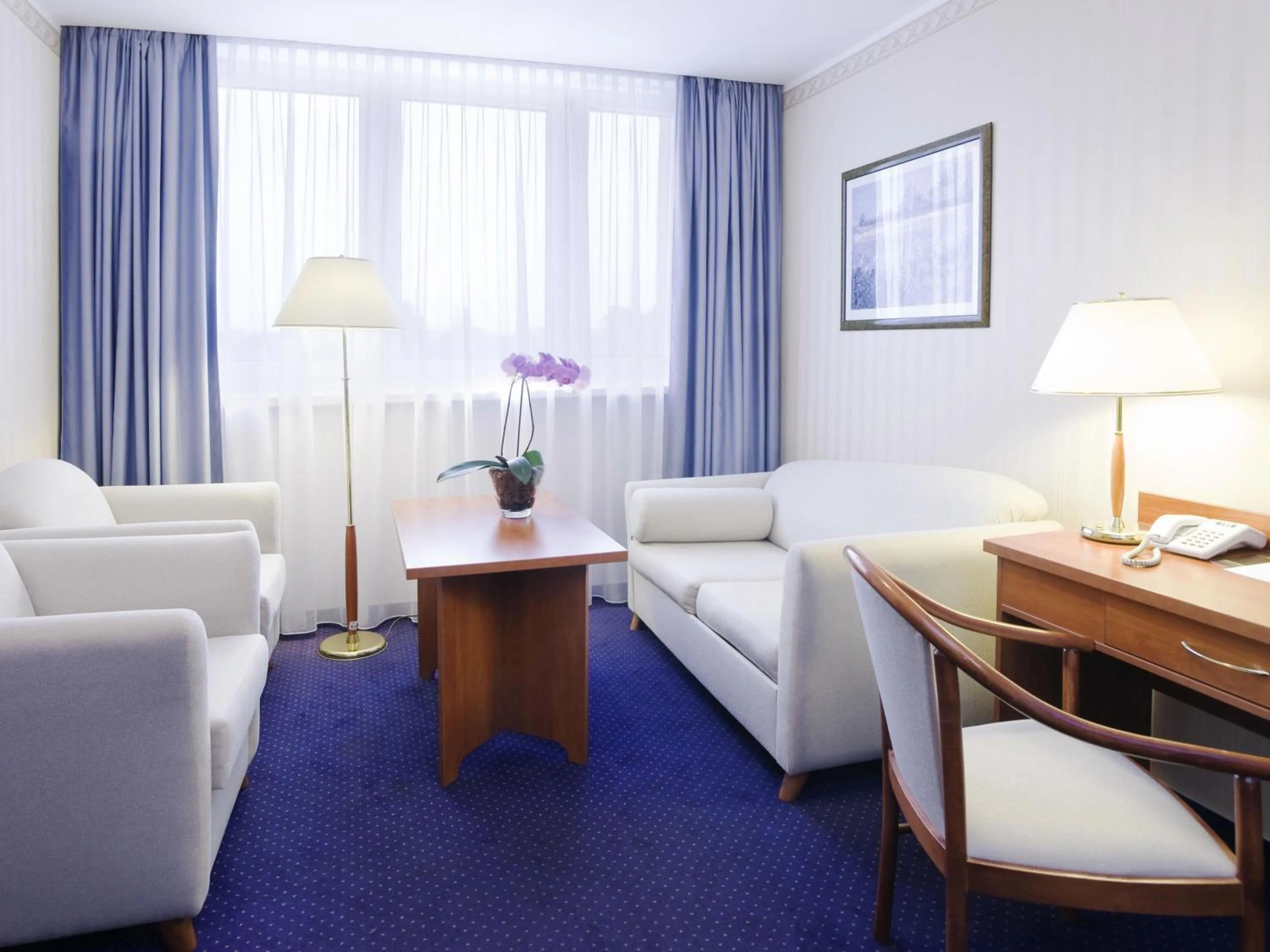 Deluxe Suite with Sofa in Hotel Mercure Toruń Centrum