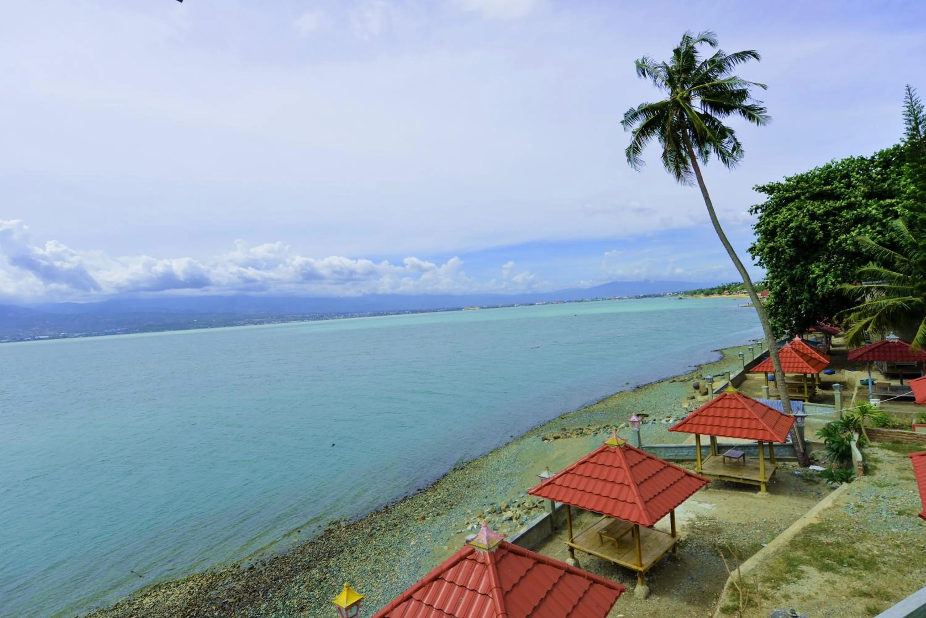 Sea view in Amazing Beach Resort Palu