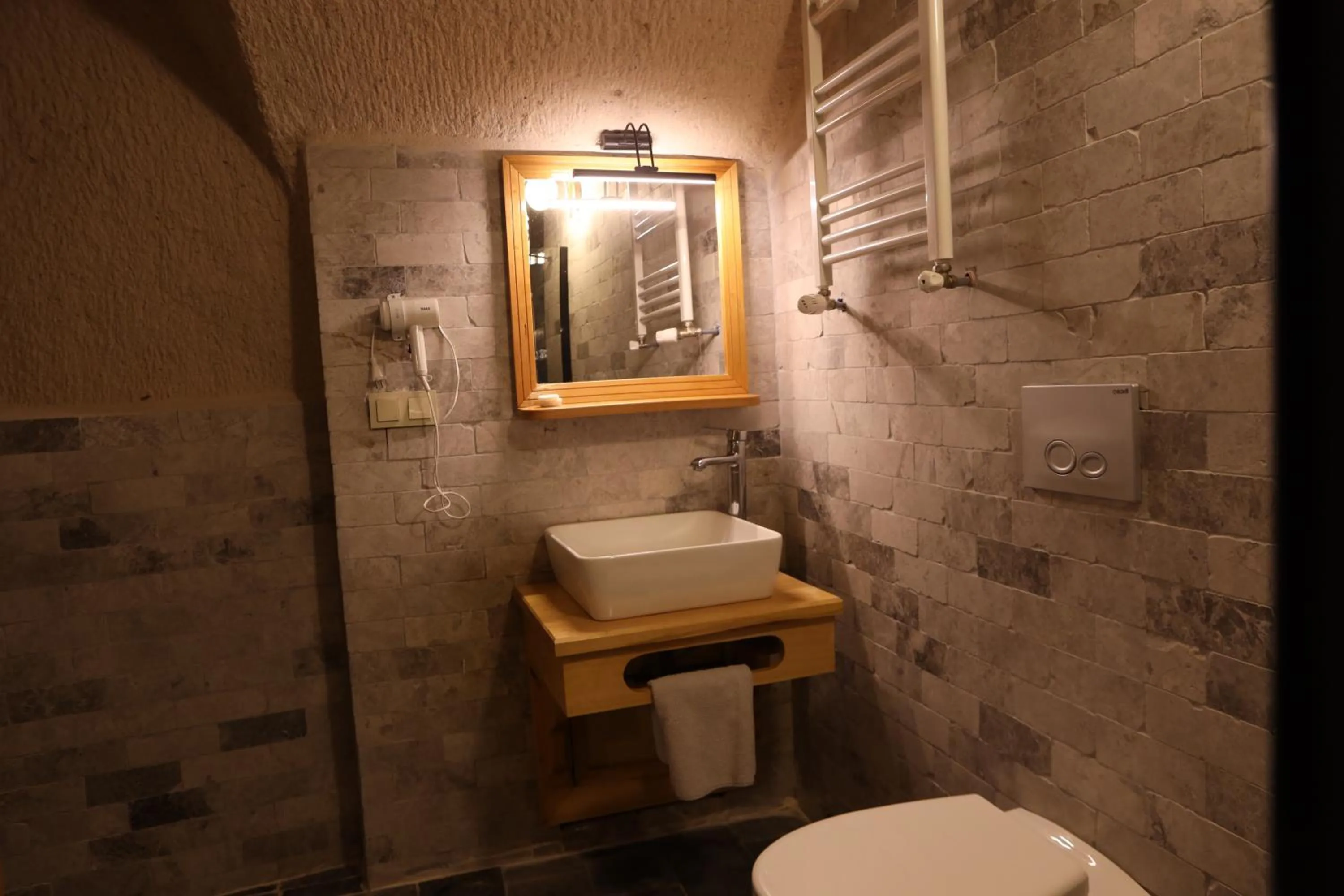 Double or Twin Room in Pinhan Cave Suites