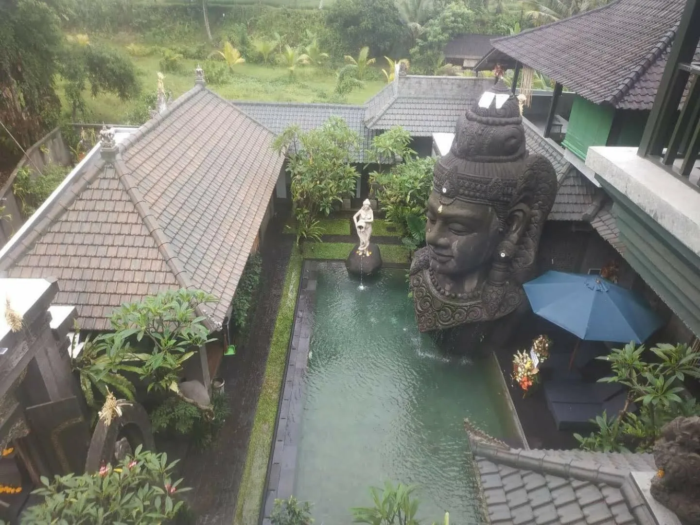 Huts Rock Ubud