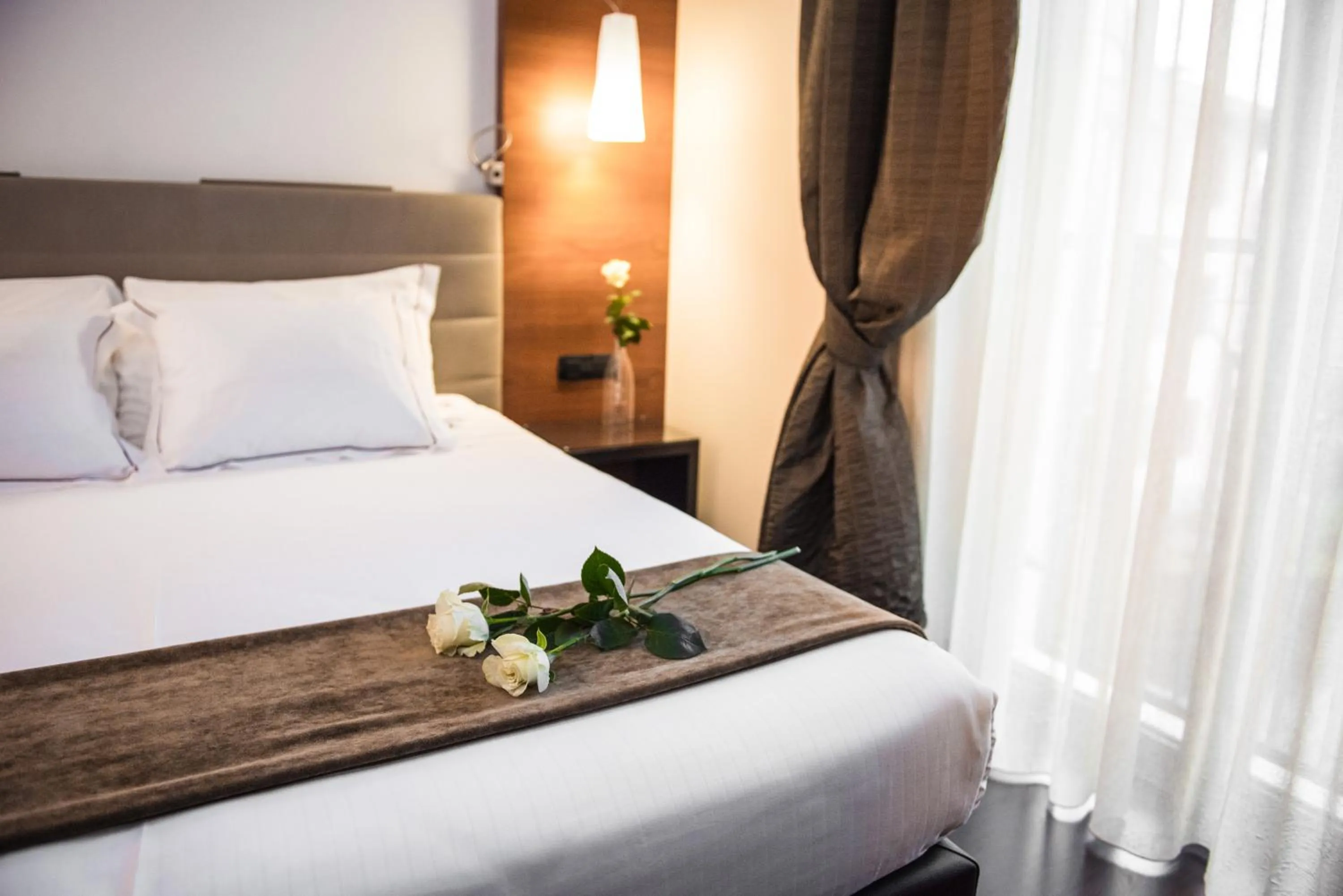 Single Room in Red's Redaelli Hotel