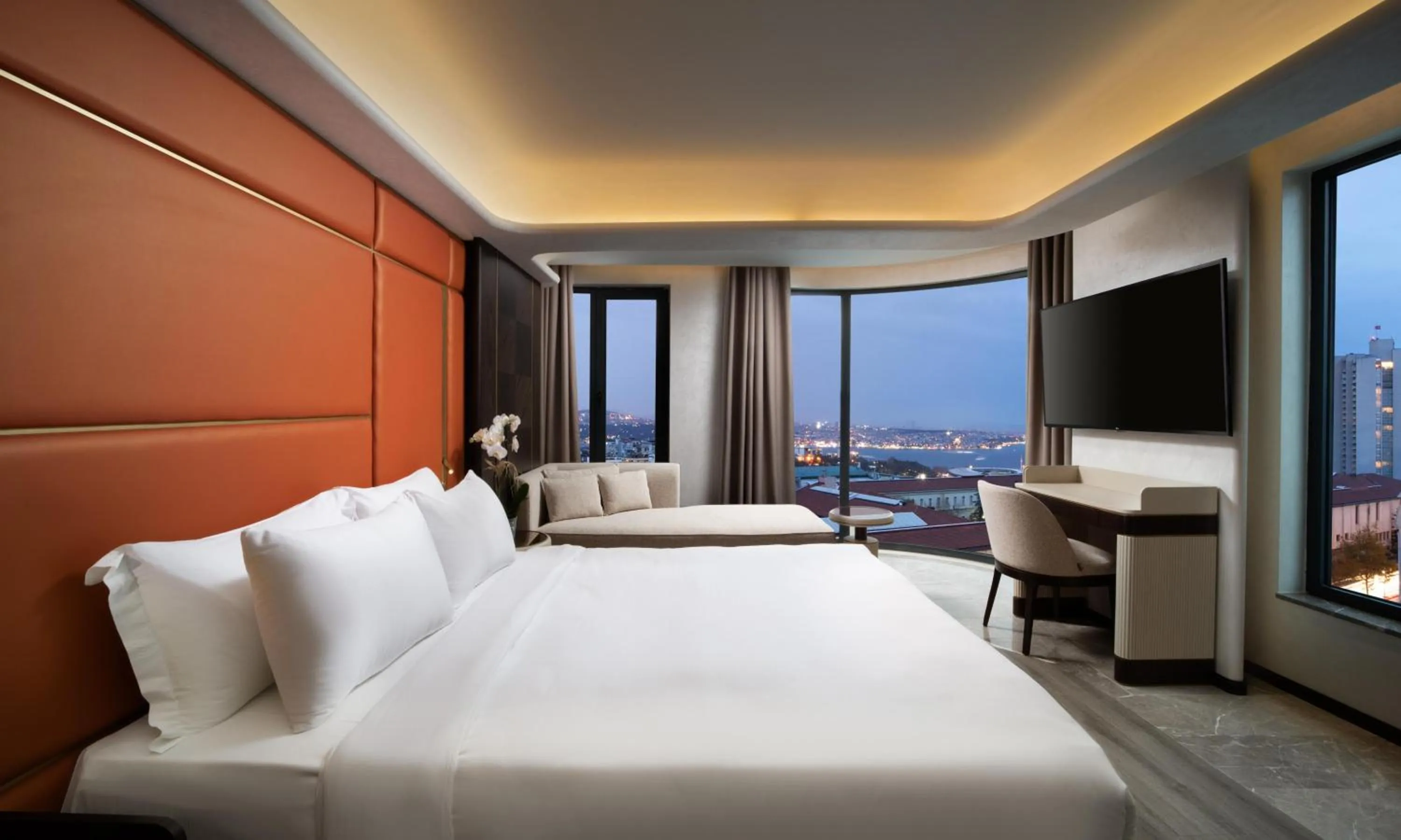 Junior Suite with Sea View in Bentley Hotel Bosphorus - Special Class