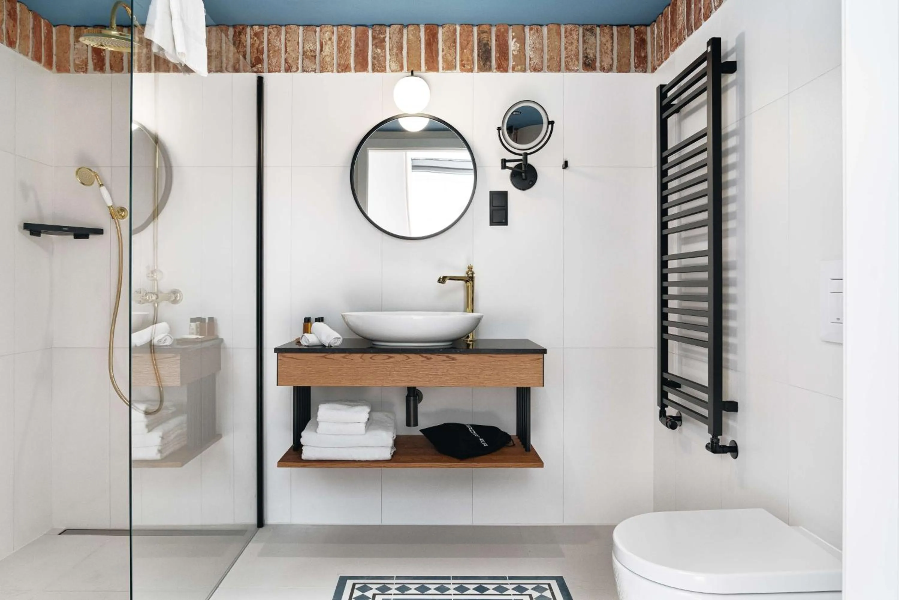 Superior Room with River View  in Radisson RED Gdansk, Wyspa Spichrzów