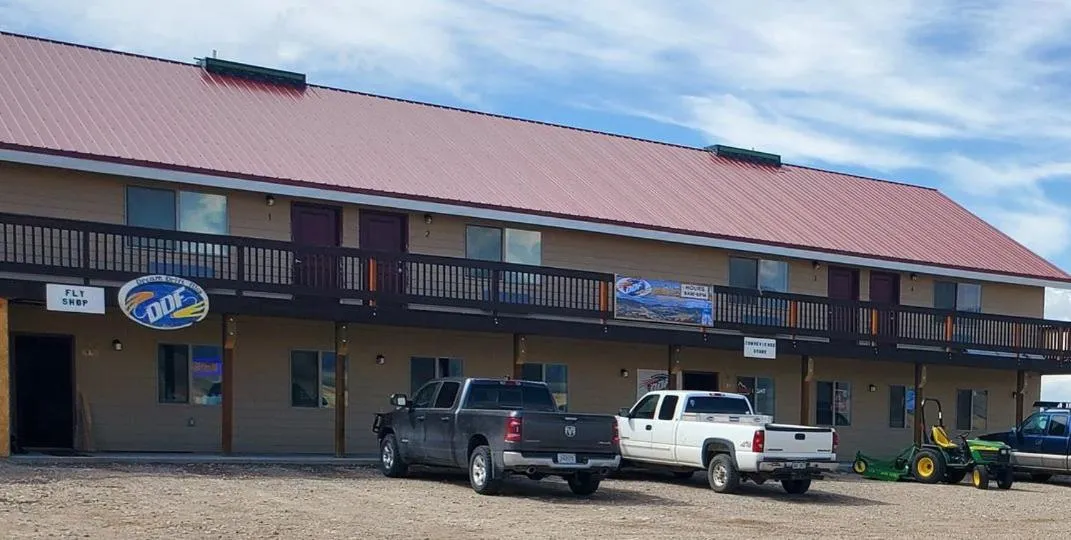 Property building in Dream Drift Motel