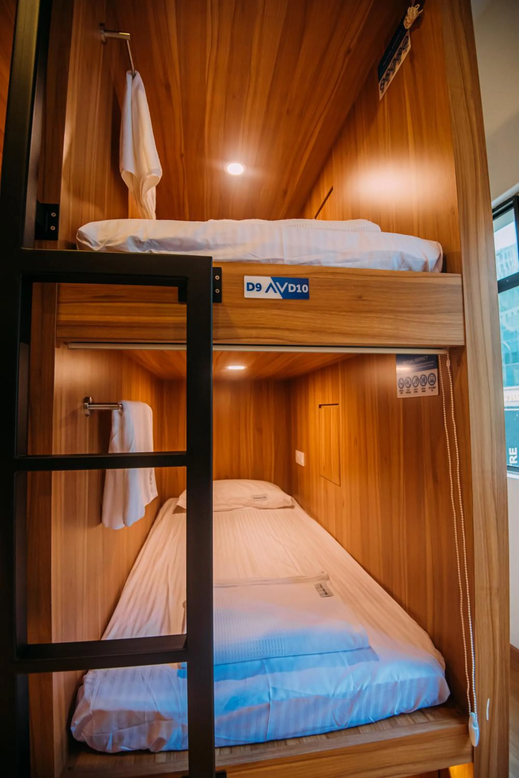 Single Bed in Mixed Dormitory Room in Bluewaters Pods 38 Hongkong St