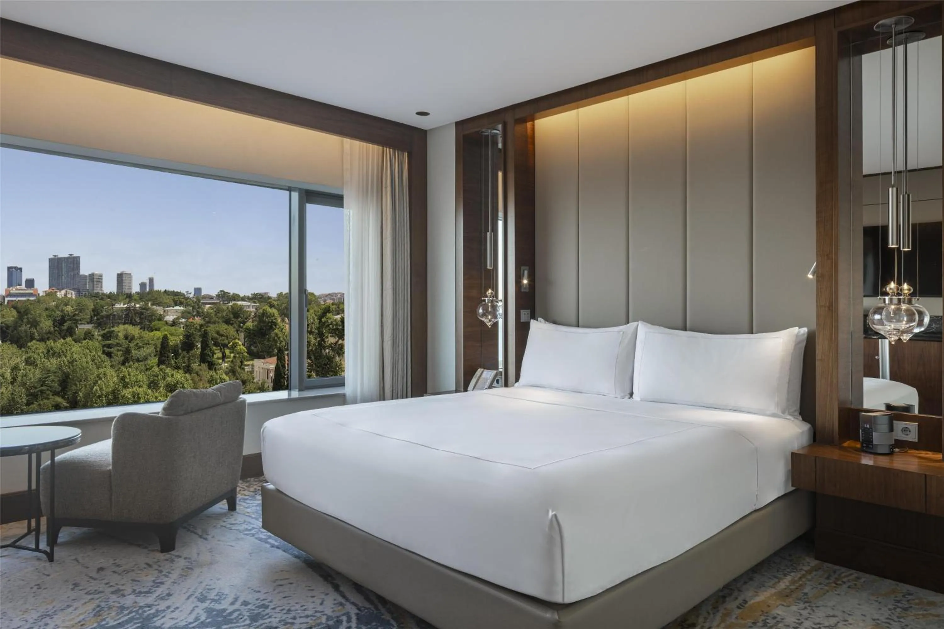 Executive King Room with Park View - Lounge Access in Conrad Istanbul Bosphorus