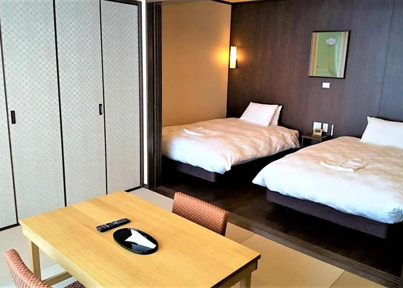 Superior Japanese-Style Twin Room with Tatami area - single occupancy in Hotel Morinokaze Hakone Sengokuhara