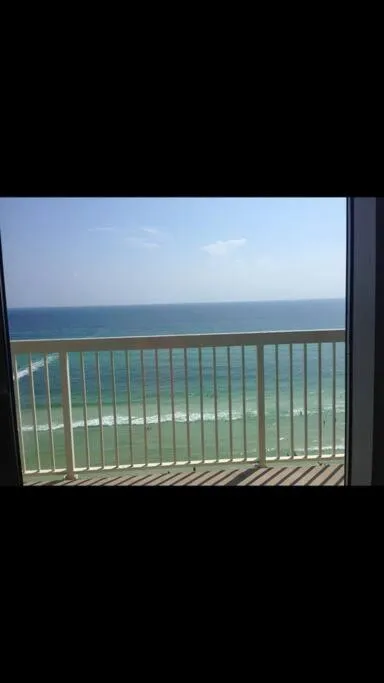 Three-Bedroom Apartment in Celadon Beach Resort