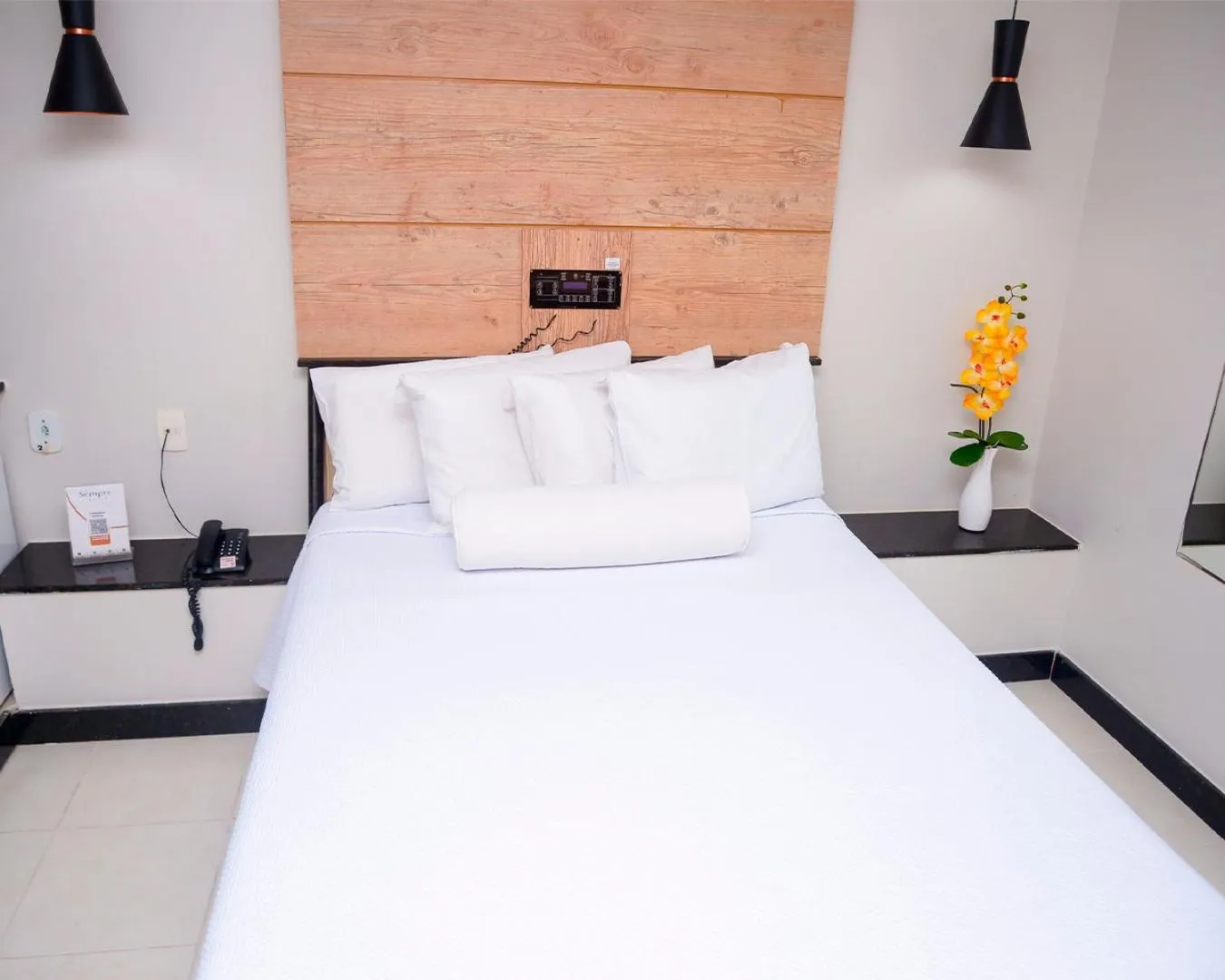 Superior Room - single occupancy in Hotel Sempre Bahia
