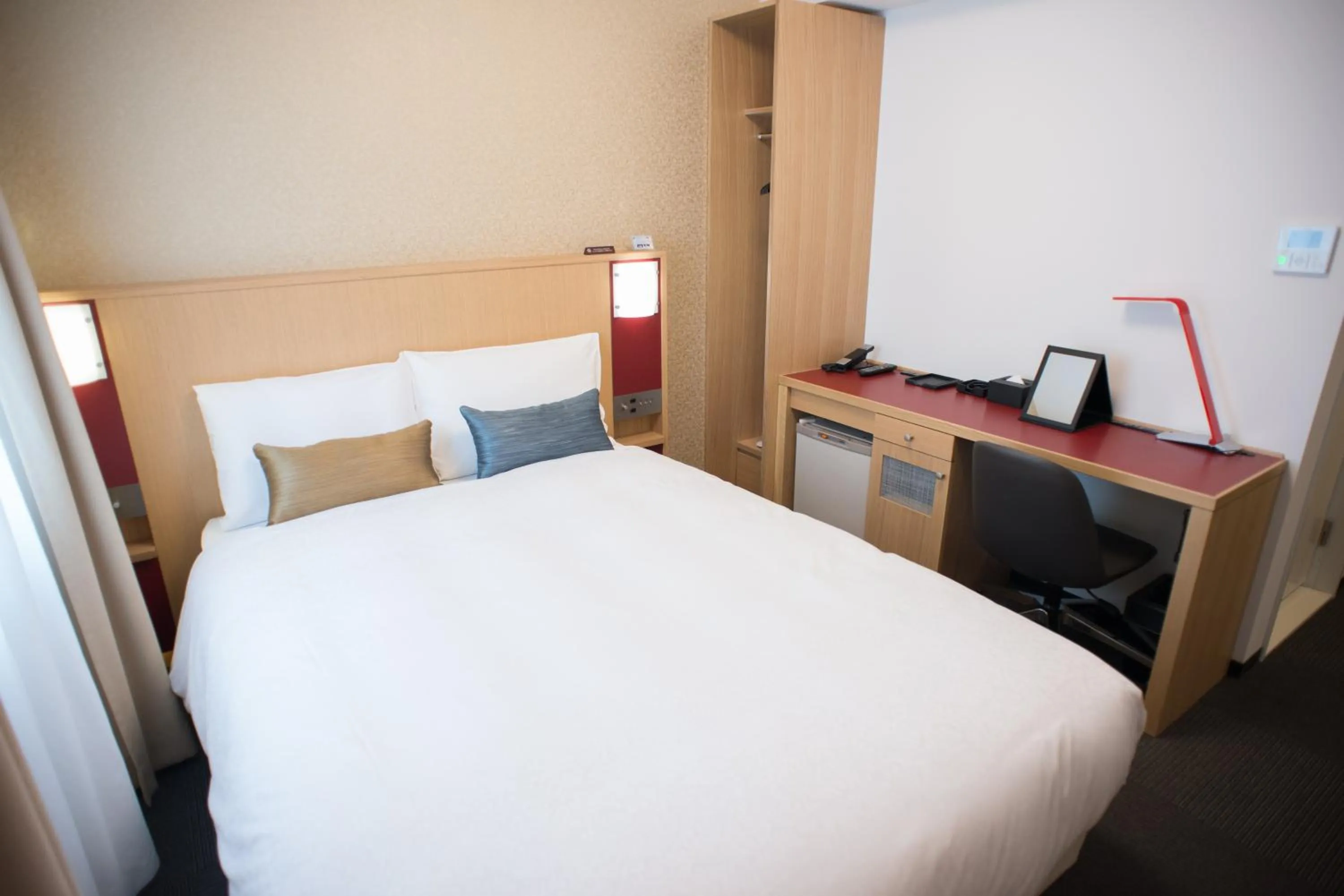 Single Room - Smoking in Hotel The West Hills Mito