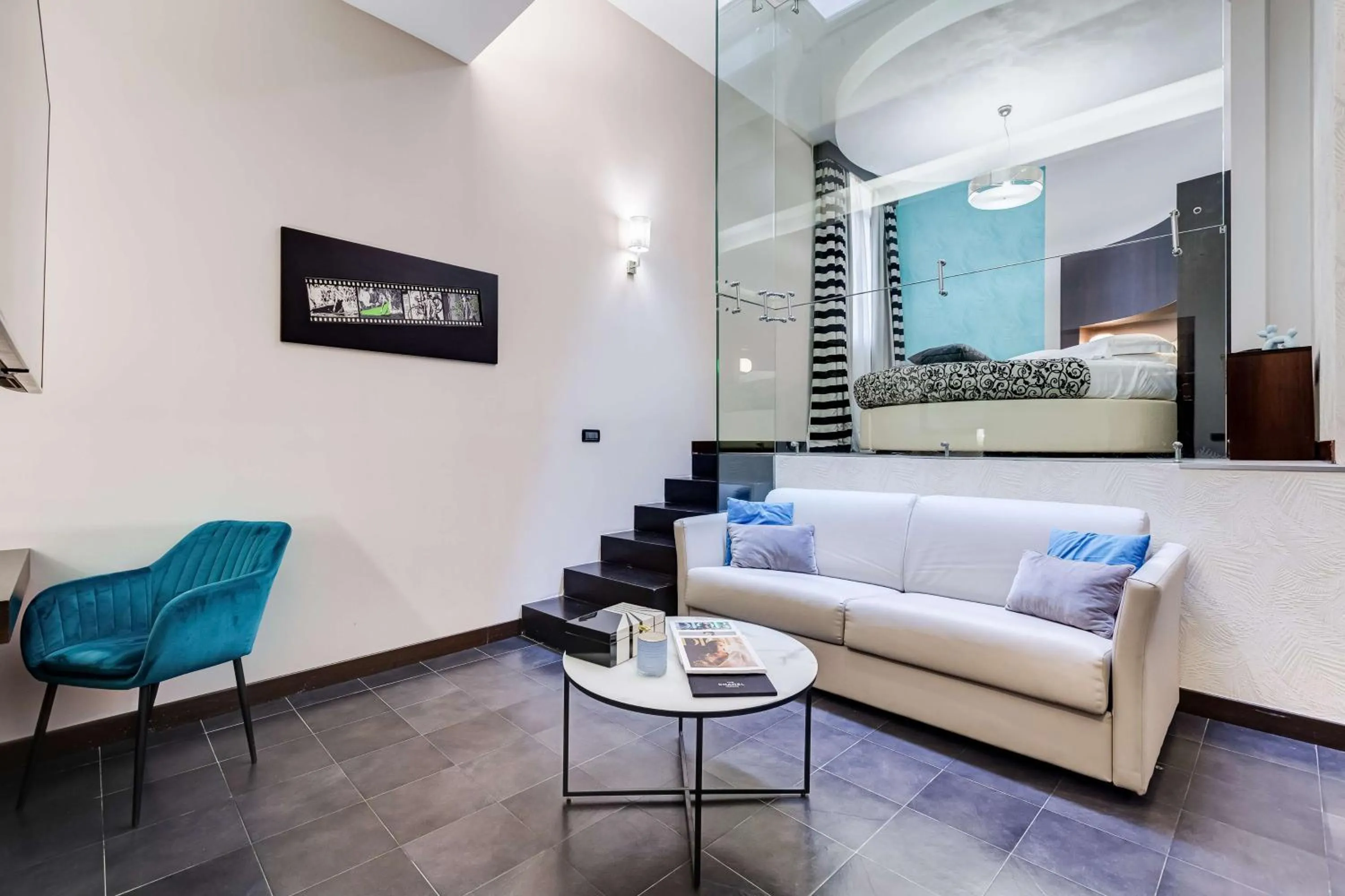 King Suite in Best Western Cinemusic Hotel